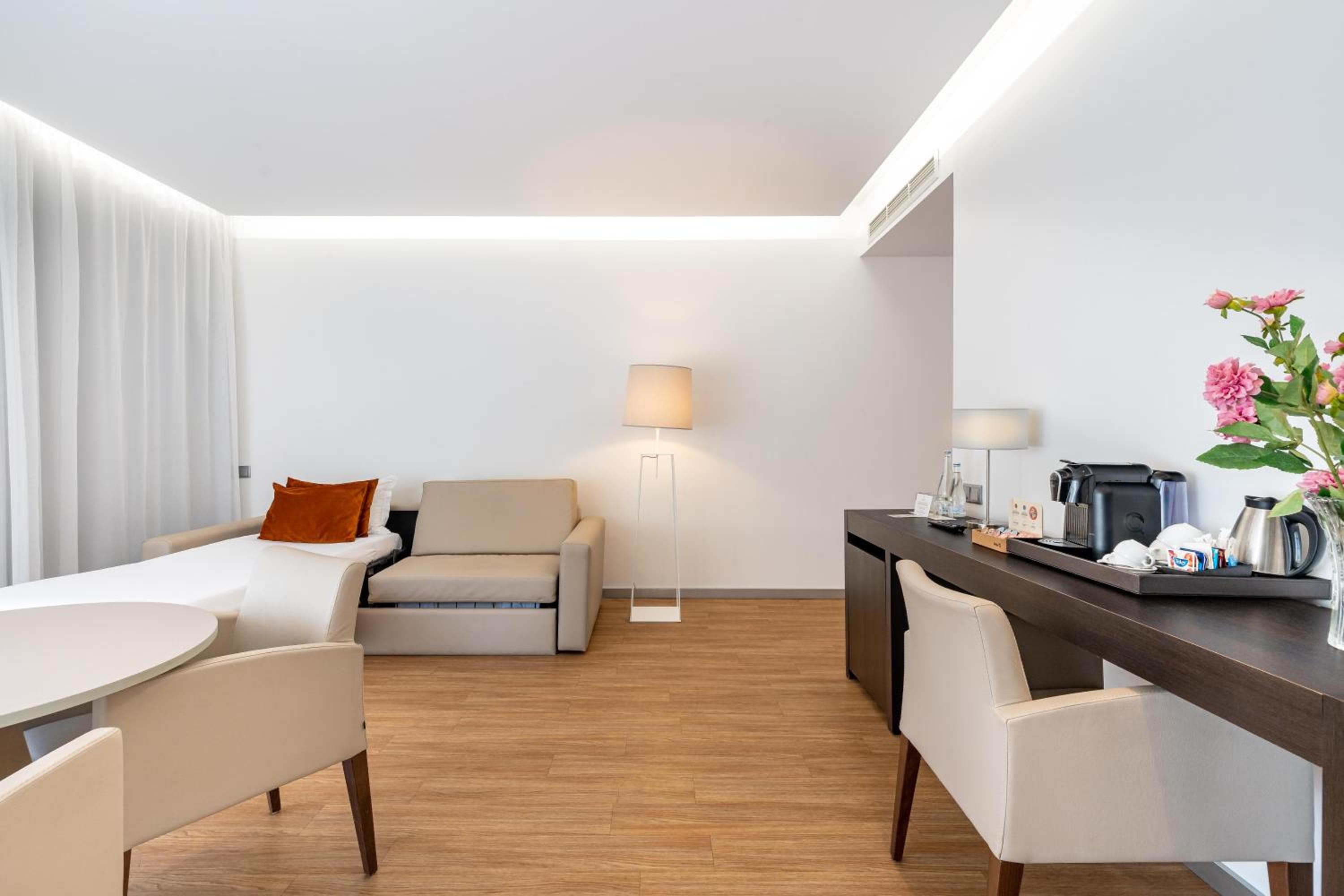 Jupiter Lisboa Hotel - Rooftop & Spa hotel, Avenida da Republica, 46, Lisbon, Portugal — photo 66