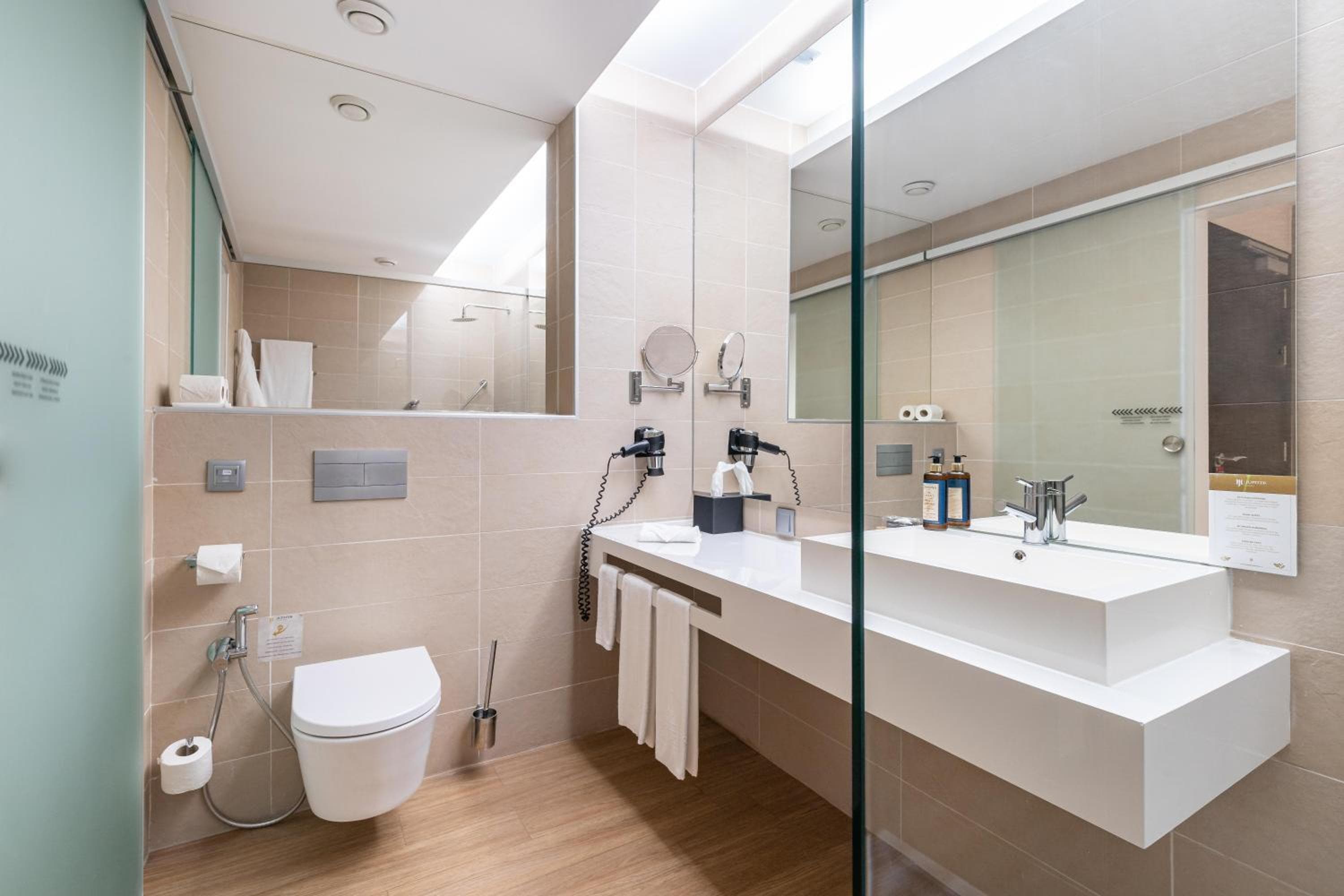 Jupiter Lisboa Hotel - Rooftop & Spa hotel, Avenida da Republica, 46, Lisbon, Portugal — photo 70