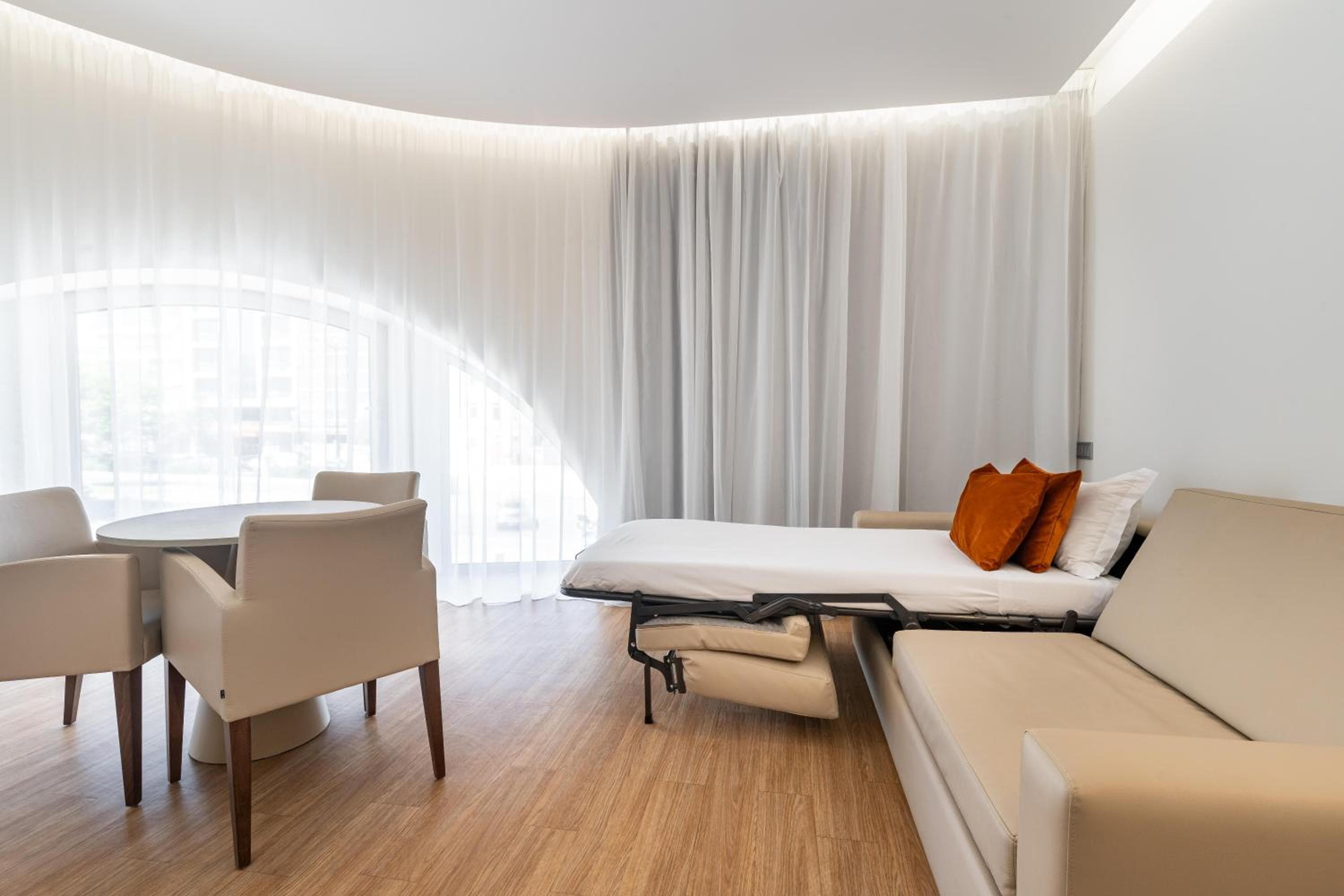 Jupiter Lisboa Hotel - Rooftop & Spa hotel, Avenida da Republica, 46, Lisbon, Portugal — photo 71