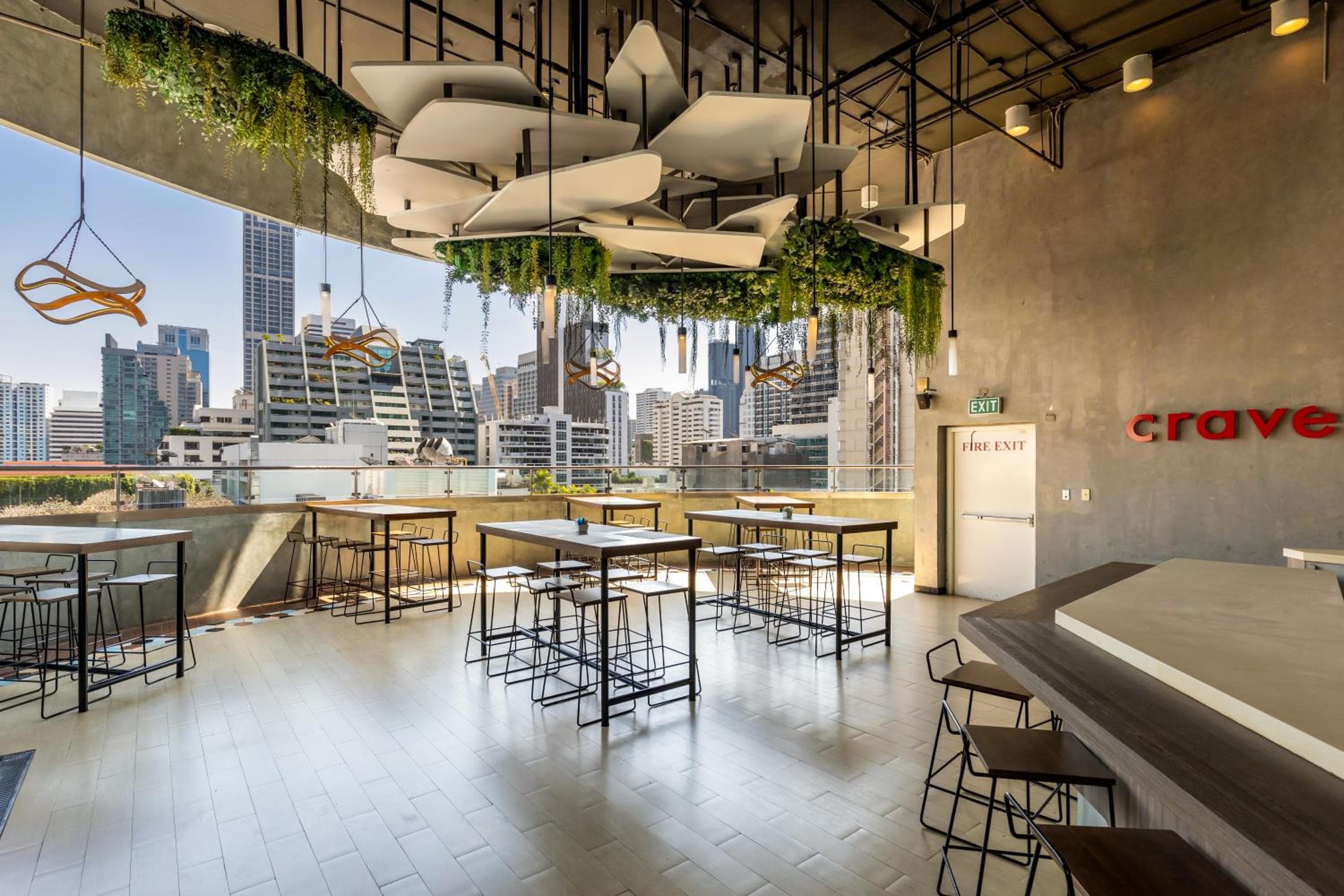 Aloft by Marriott Bangkok Sukhumvit 11 — 17