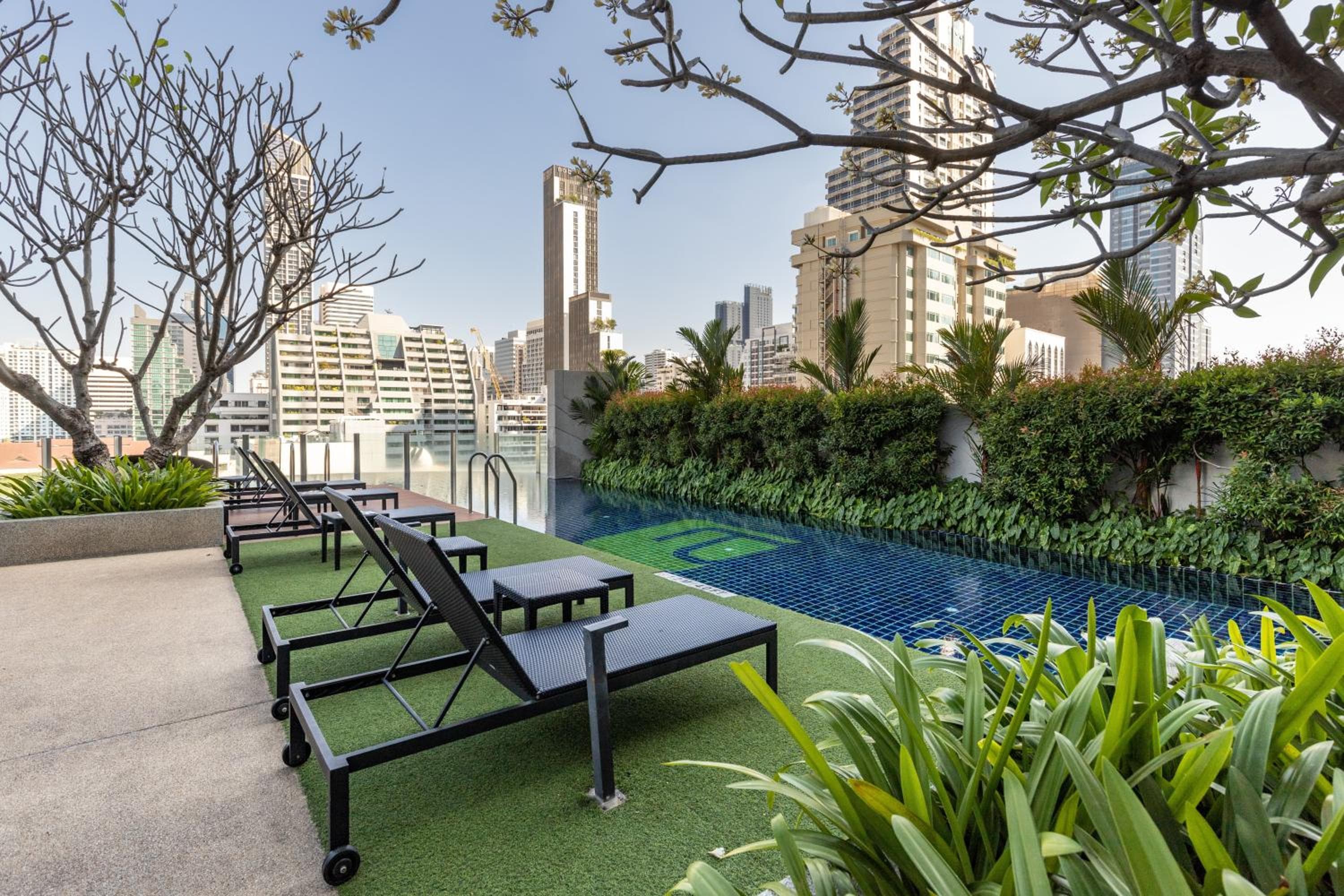 Aloft by Marriott Bangkok Sukhumvit 11 — 14