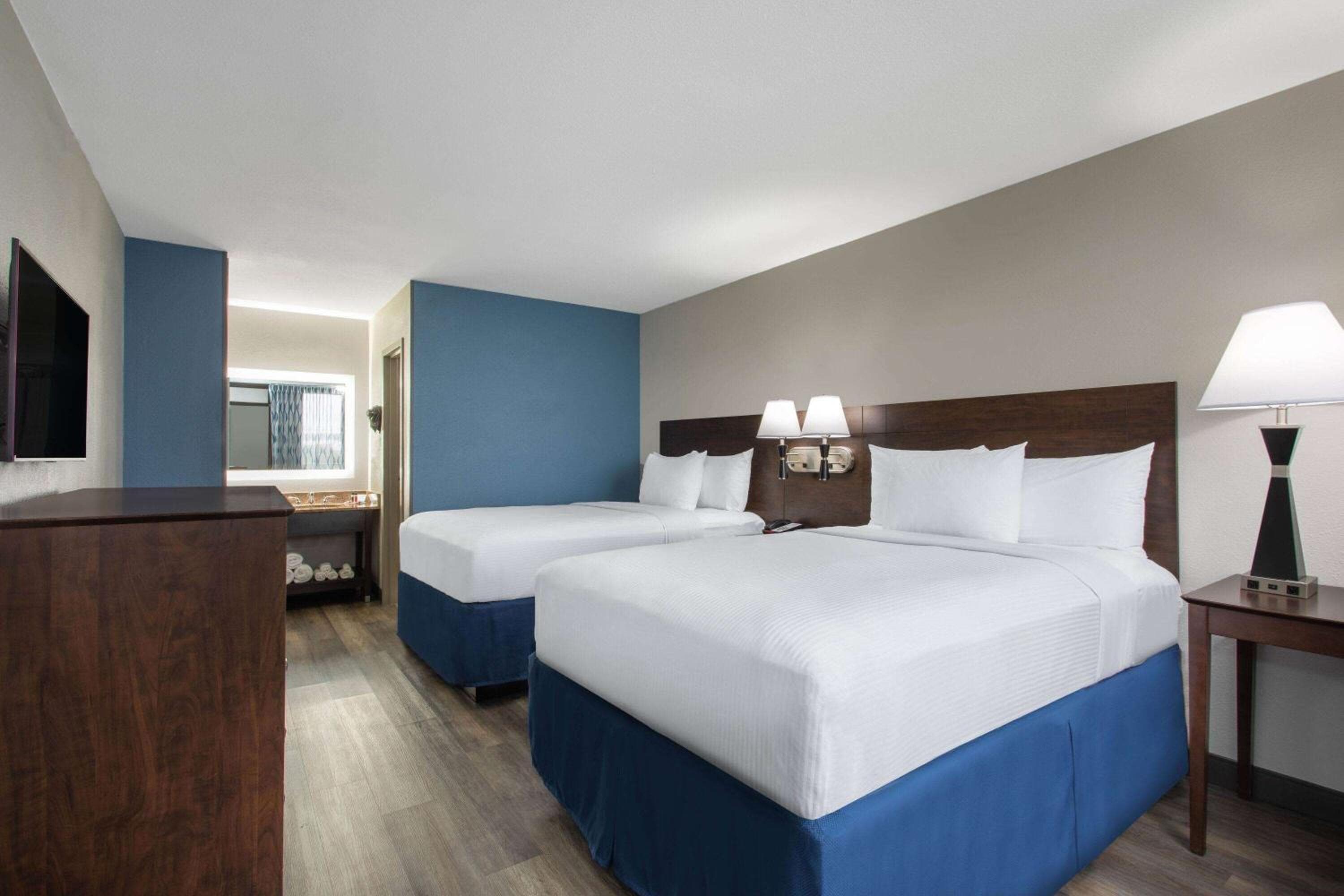 Days Inn by Wyndham Orlando Conv. Center/International Dr — 23