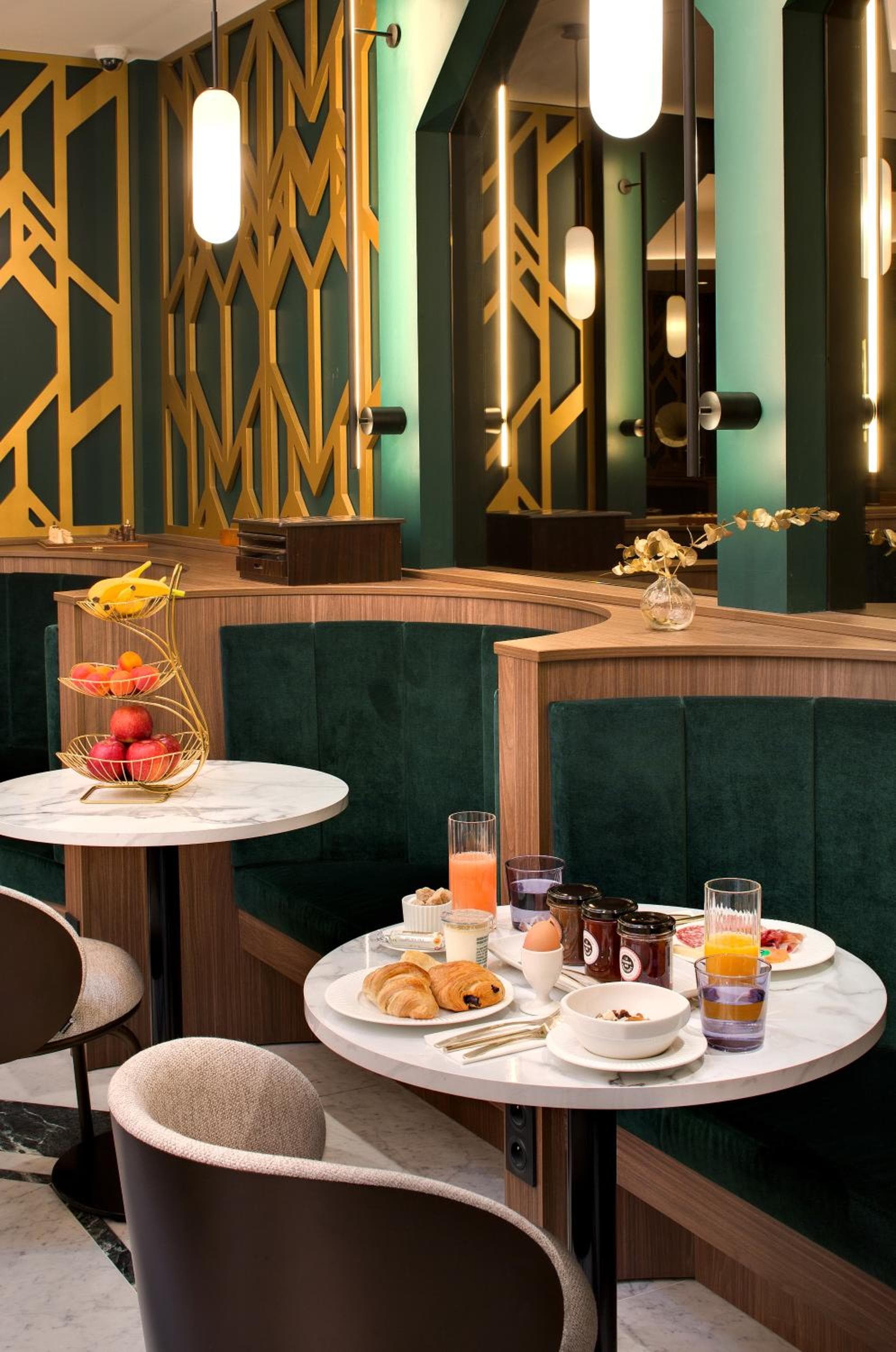 Hôtel Artemisia Montmartre — 15