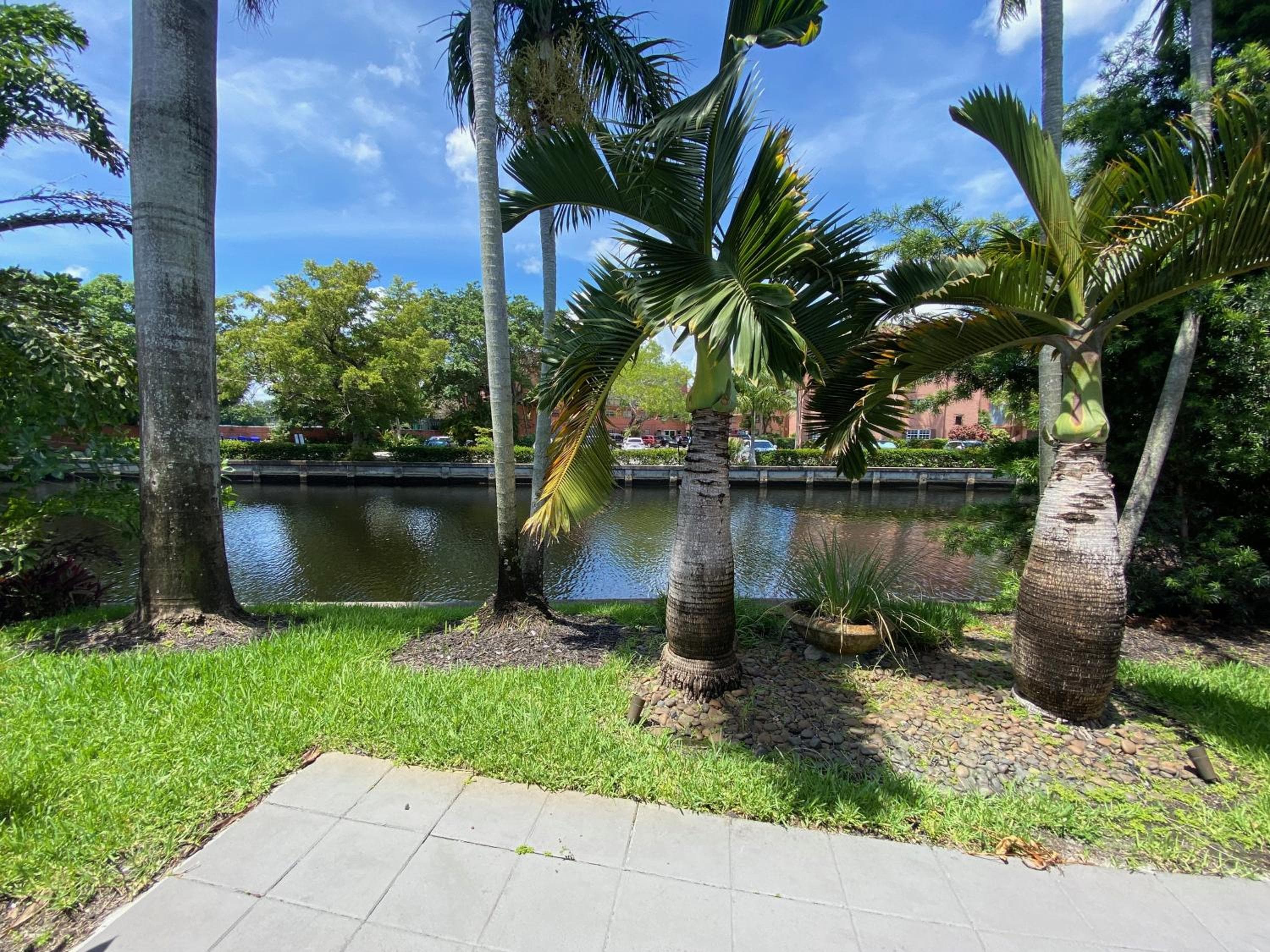 Riverbank House Wilton Manors — 10