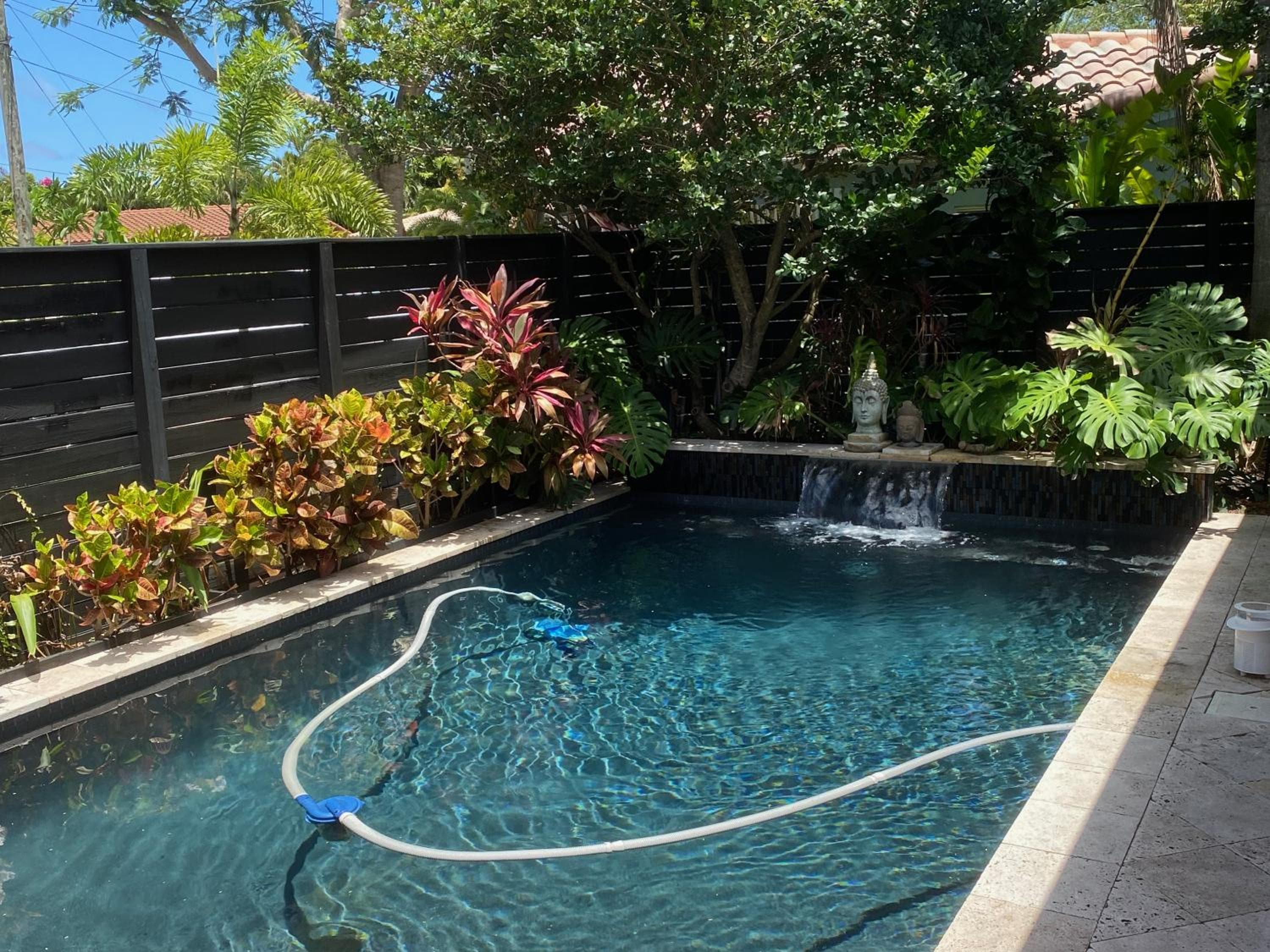 Riverbank Guesthouse Wilton Manors — 14