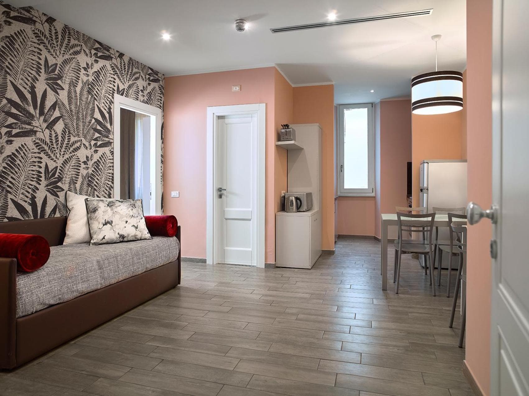 Trianon Borgo Pio Aparthotel — 13