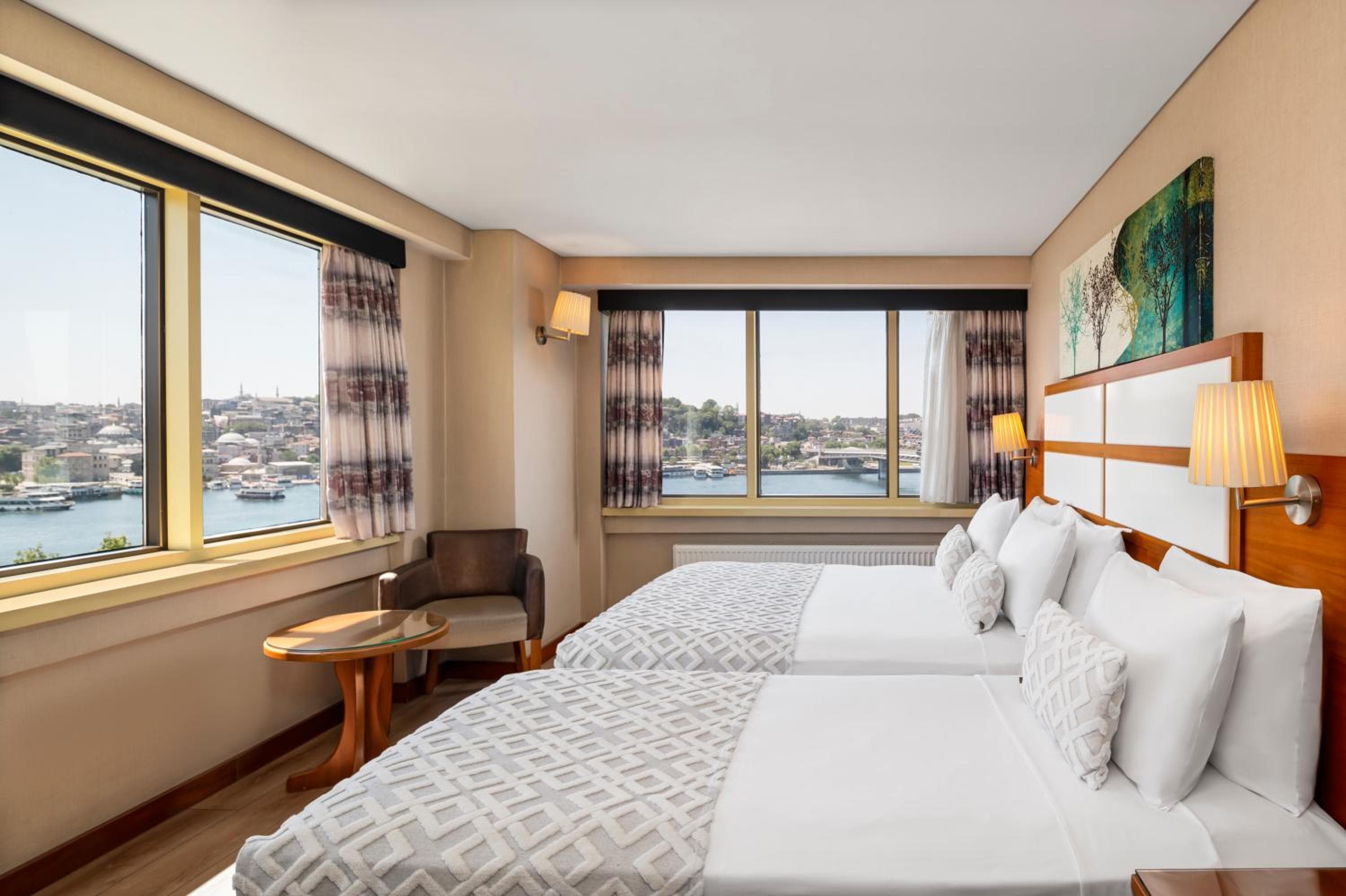 Hotel Golden City en Estambul — 7