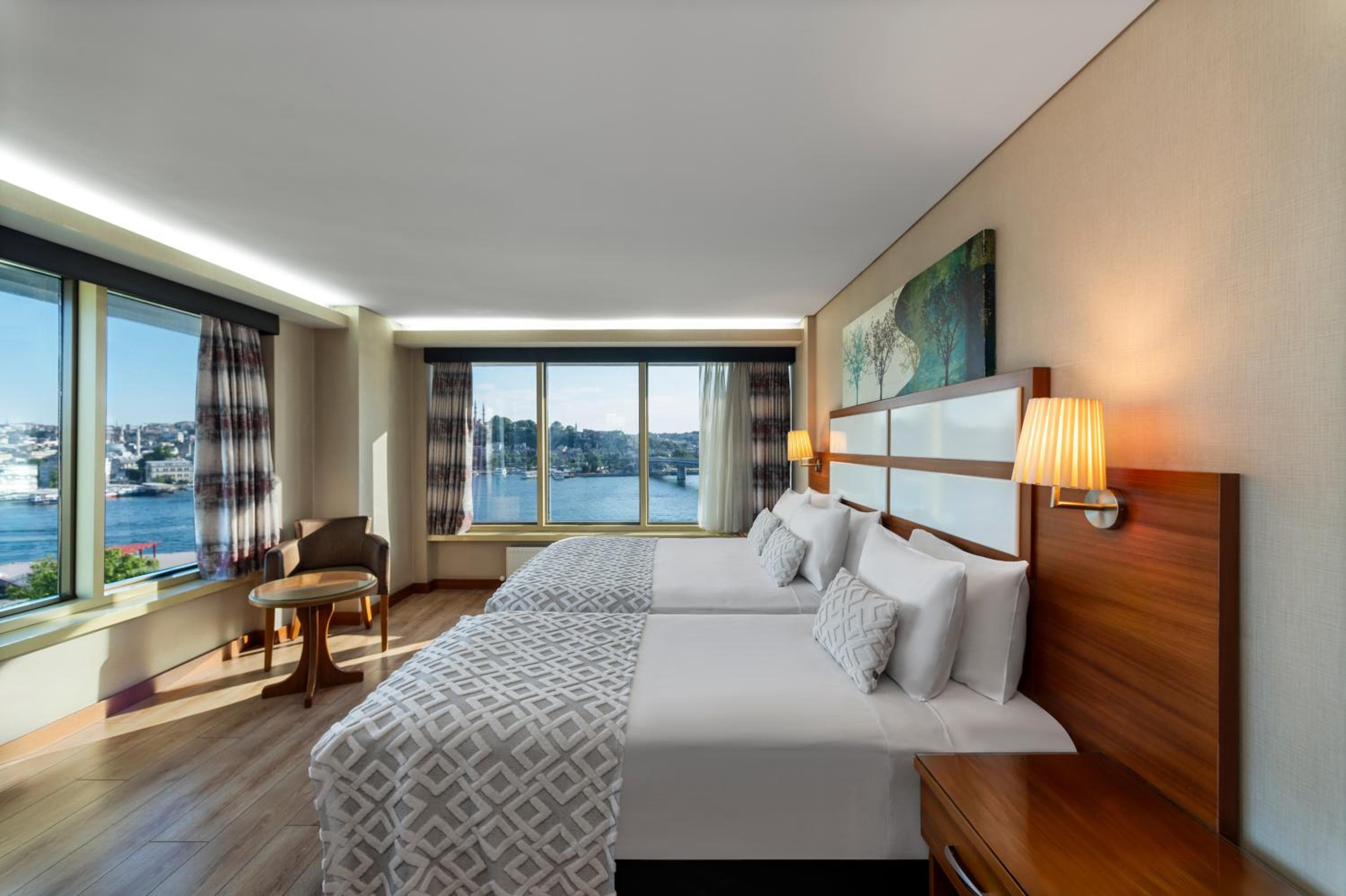 Hotel Golden City en Estambul — 8