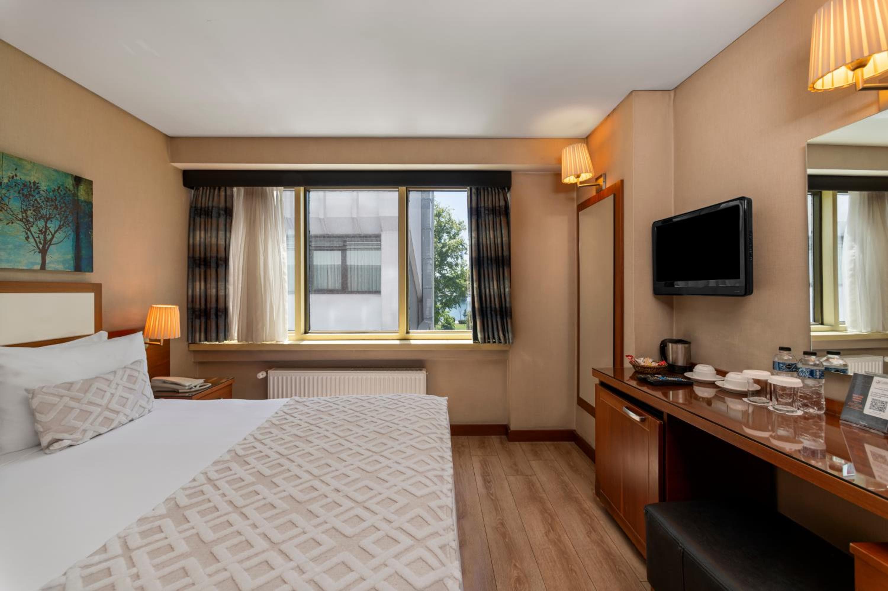 Hotel Golden City en Estambul — 13