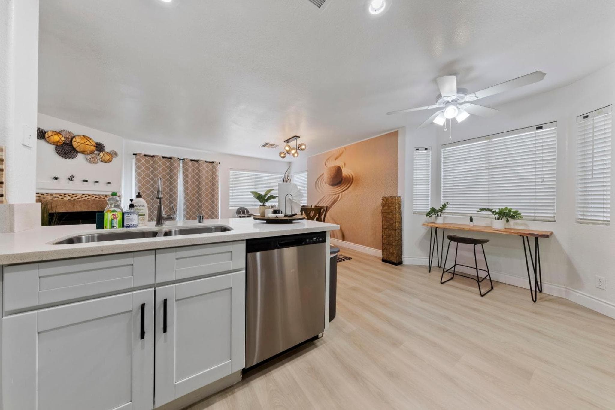 ZEN - A home away from home and in HEART of Las Vegas — 4