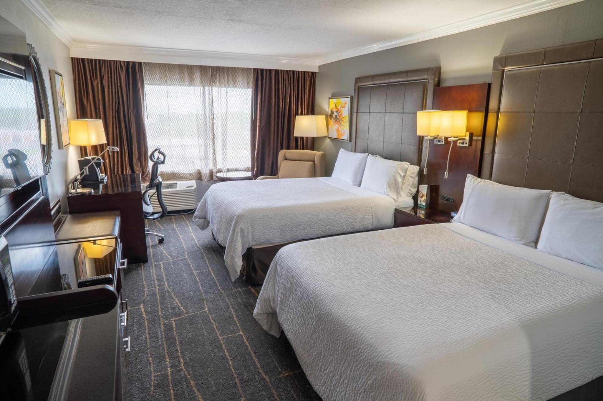 Holiday Inn Orlando East-UCF Area by IHG — 6