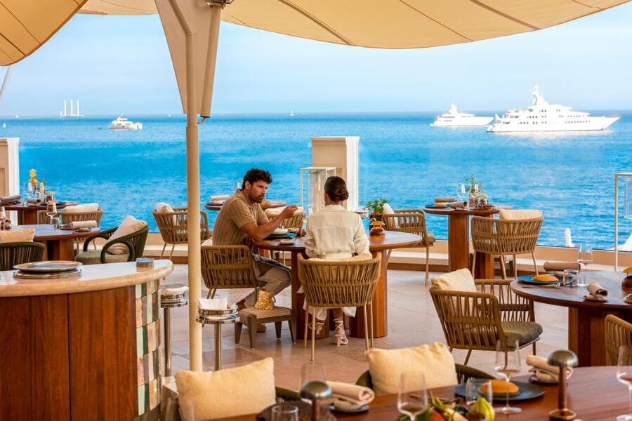 Montecarlo Bay Hotel & Resort — 16