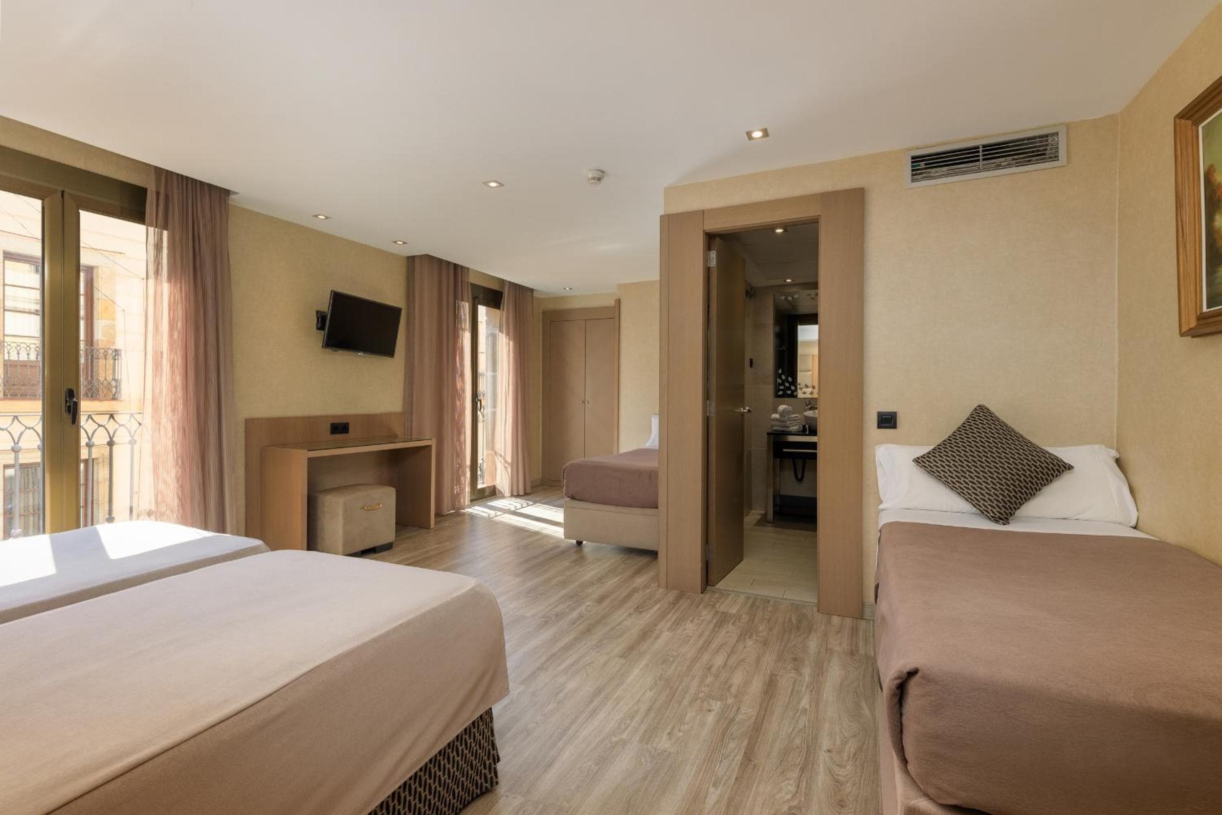 Hotel Suizo — 17