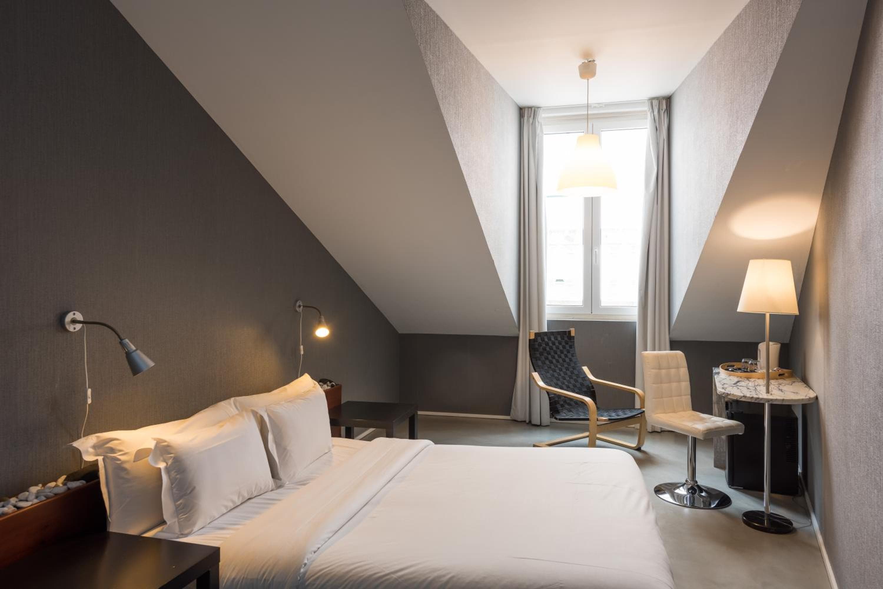 Alfama - Lisbon Lounge Suites — 14