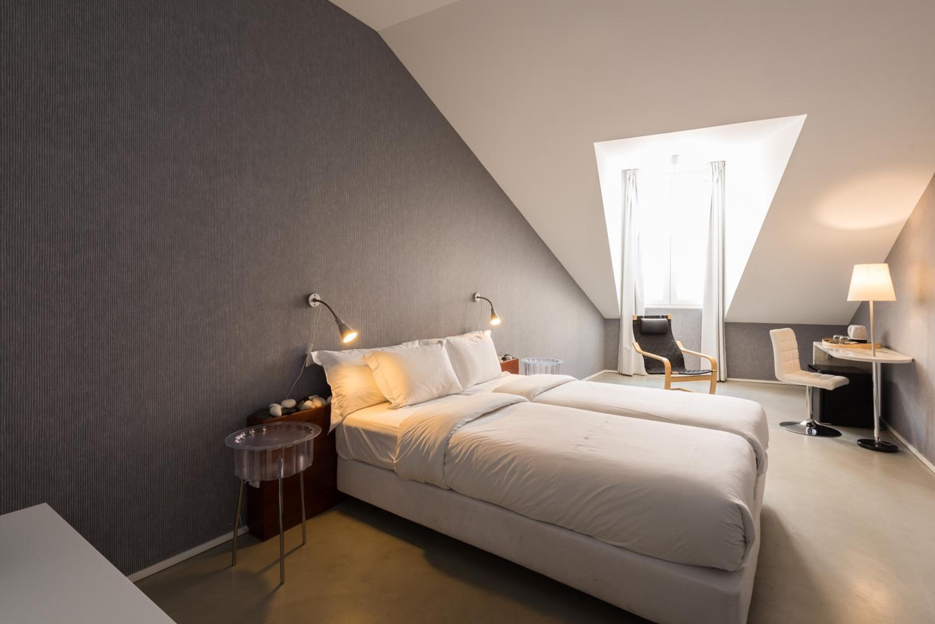 Alfama - Lisbon Lounge Suites — 17
