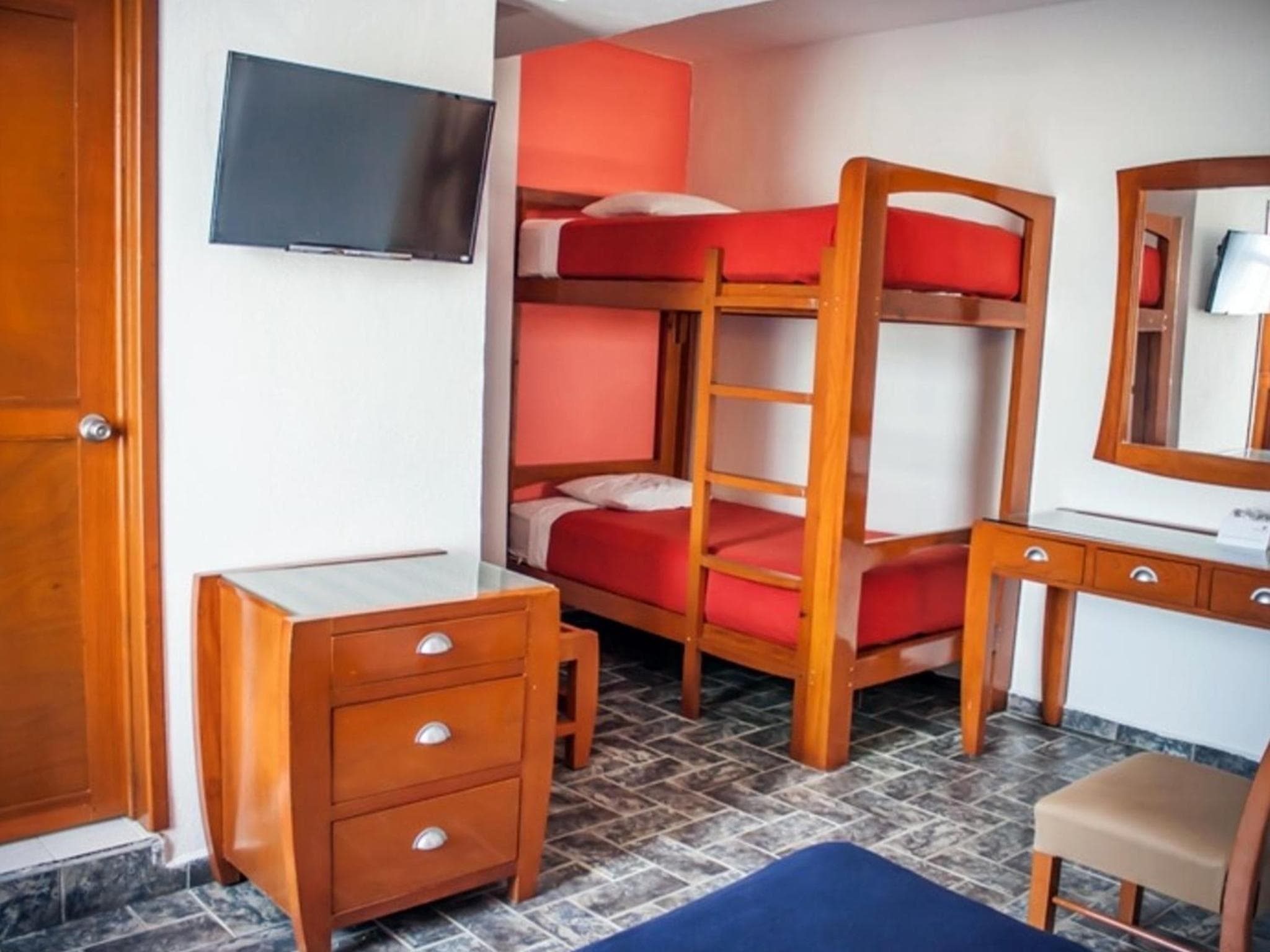 Hotel Soberanis — 9