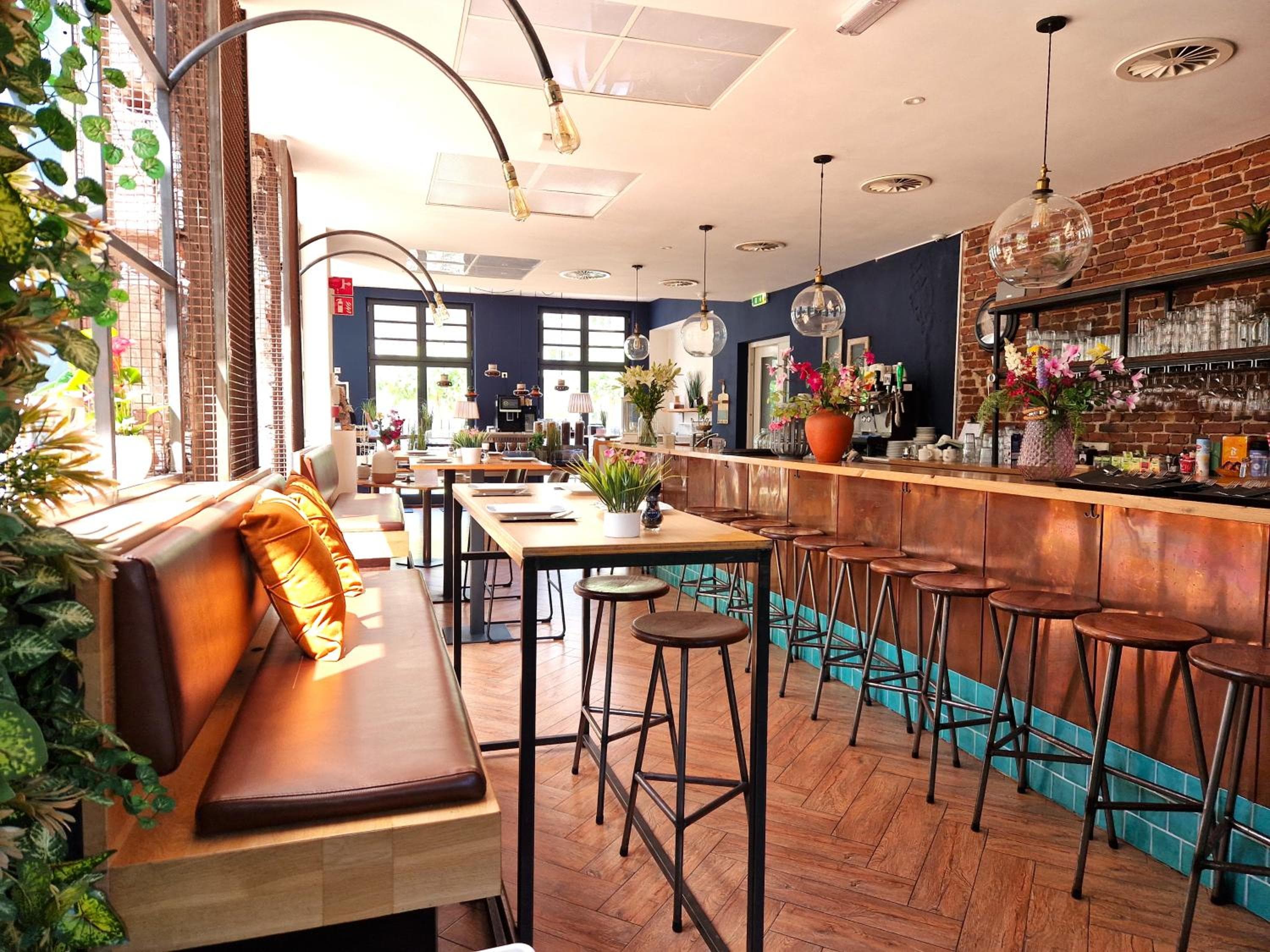 Chasse Hotel — 6