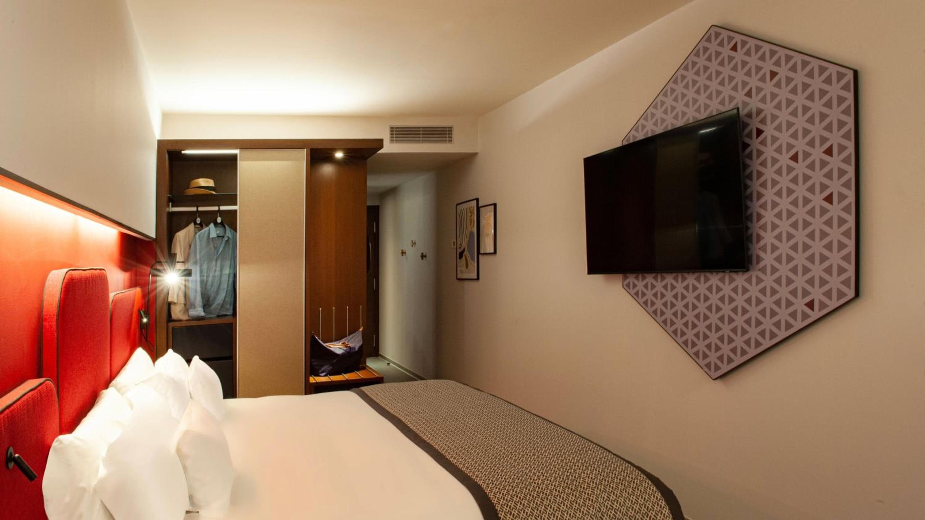 Hotel Indigo Barcelona Plaza Espana by IHG — 15