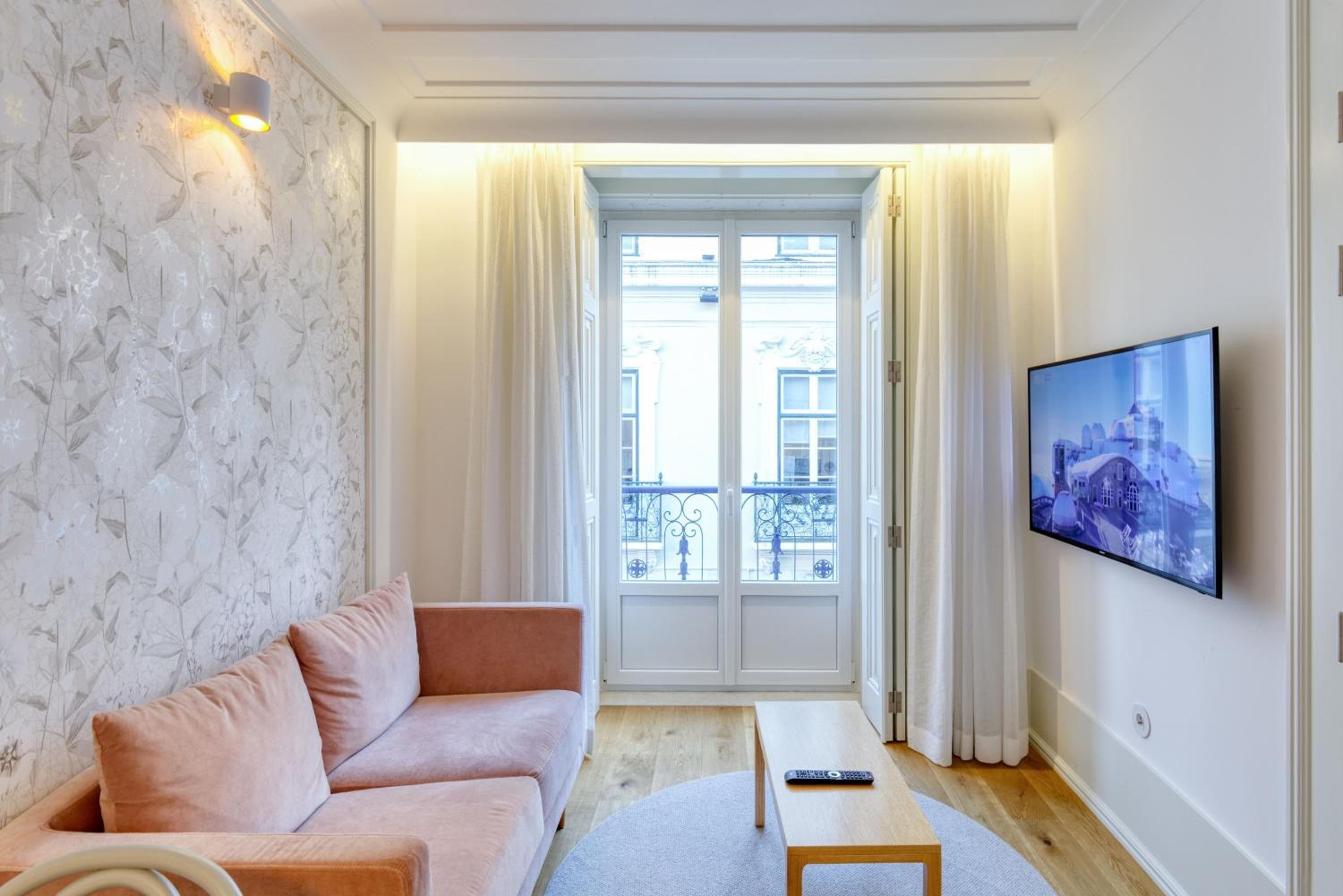 Boutique Chiado Suites — 10