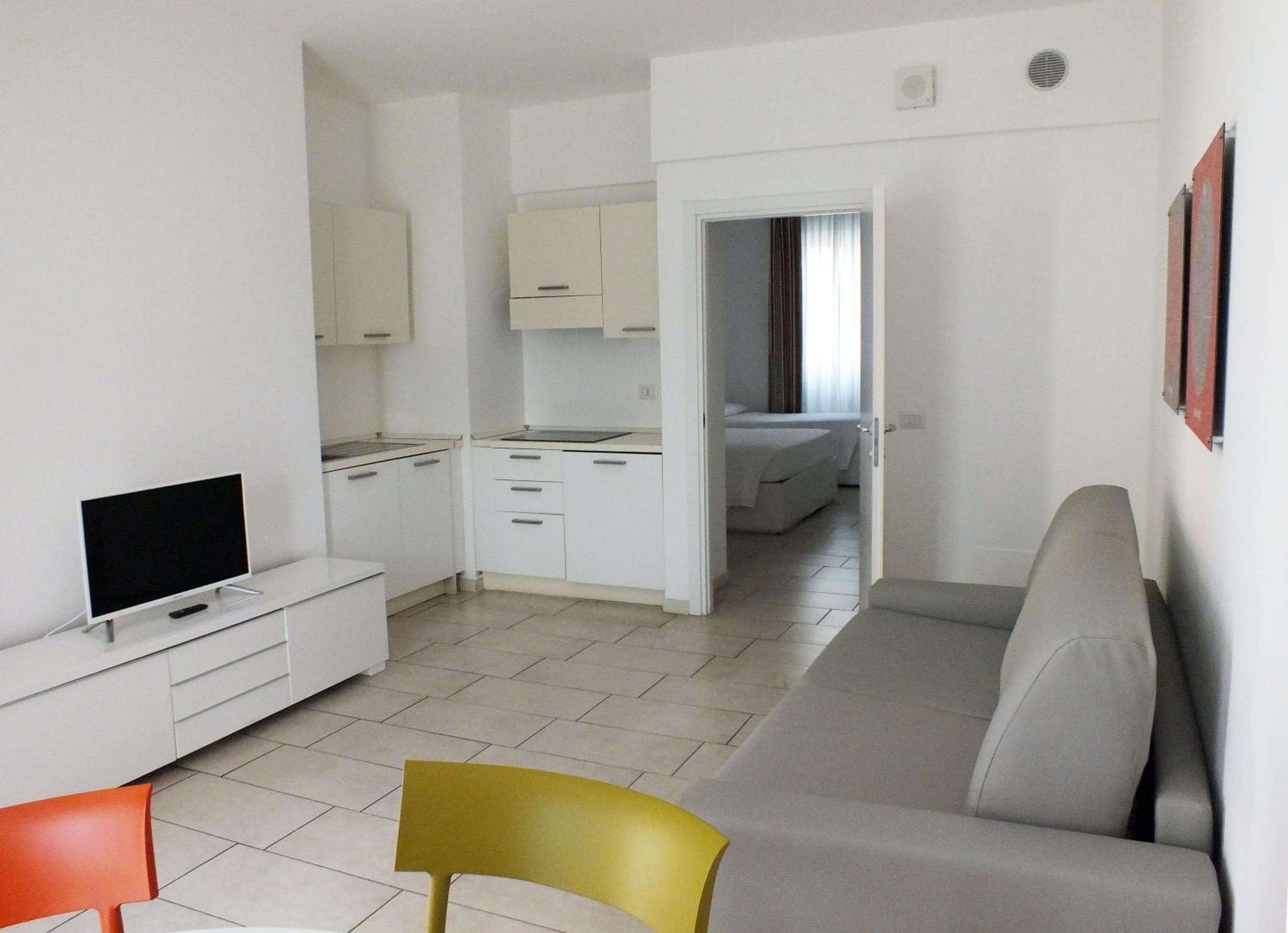 BB Hotels Aparthotel Visconti — 5