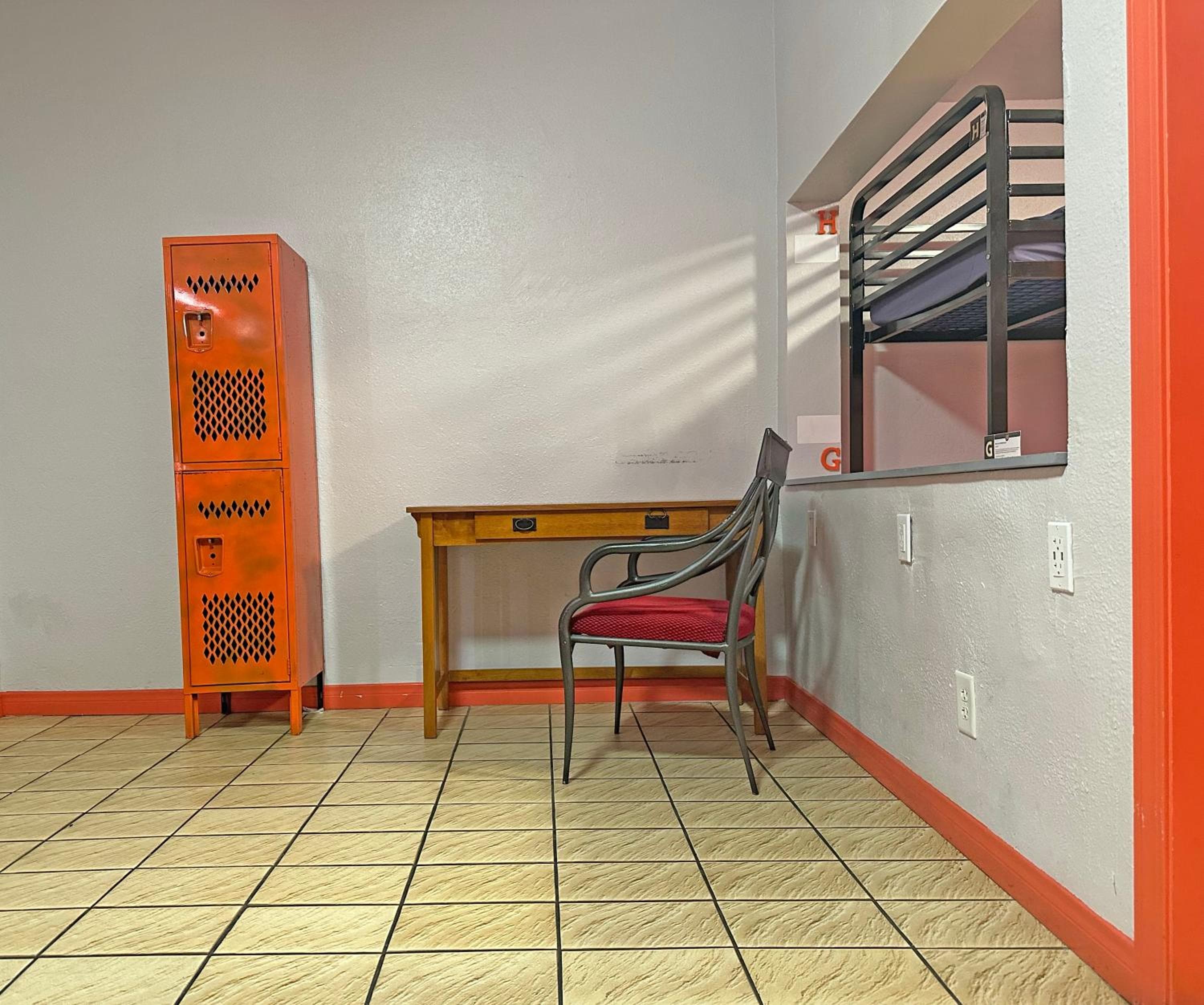 Sin City Hostel - Sin City Herberge — 24