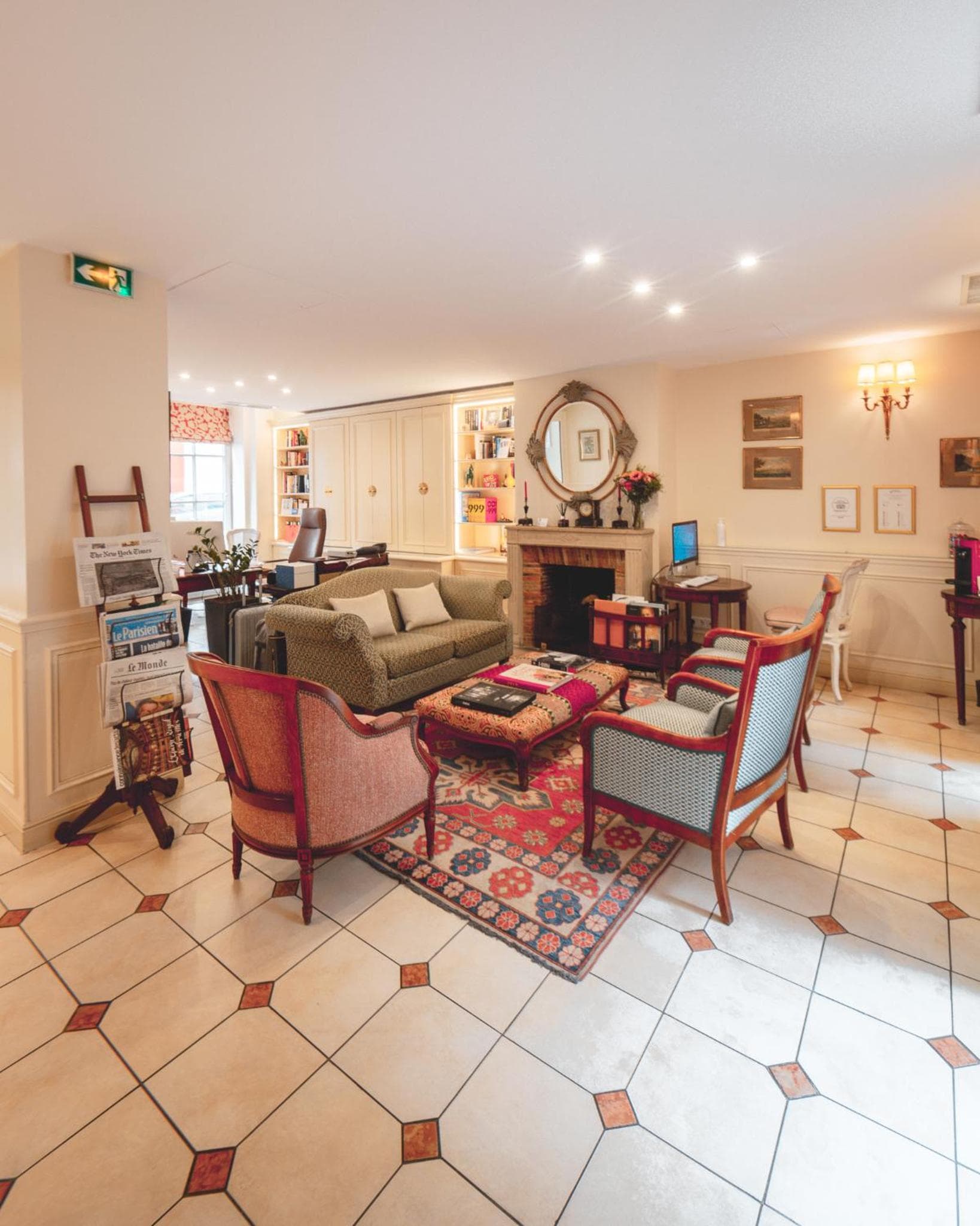 Le Relais Montmartre — 6