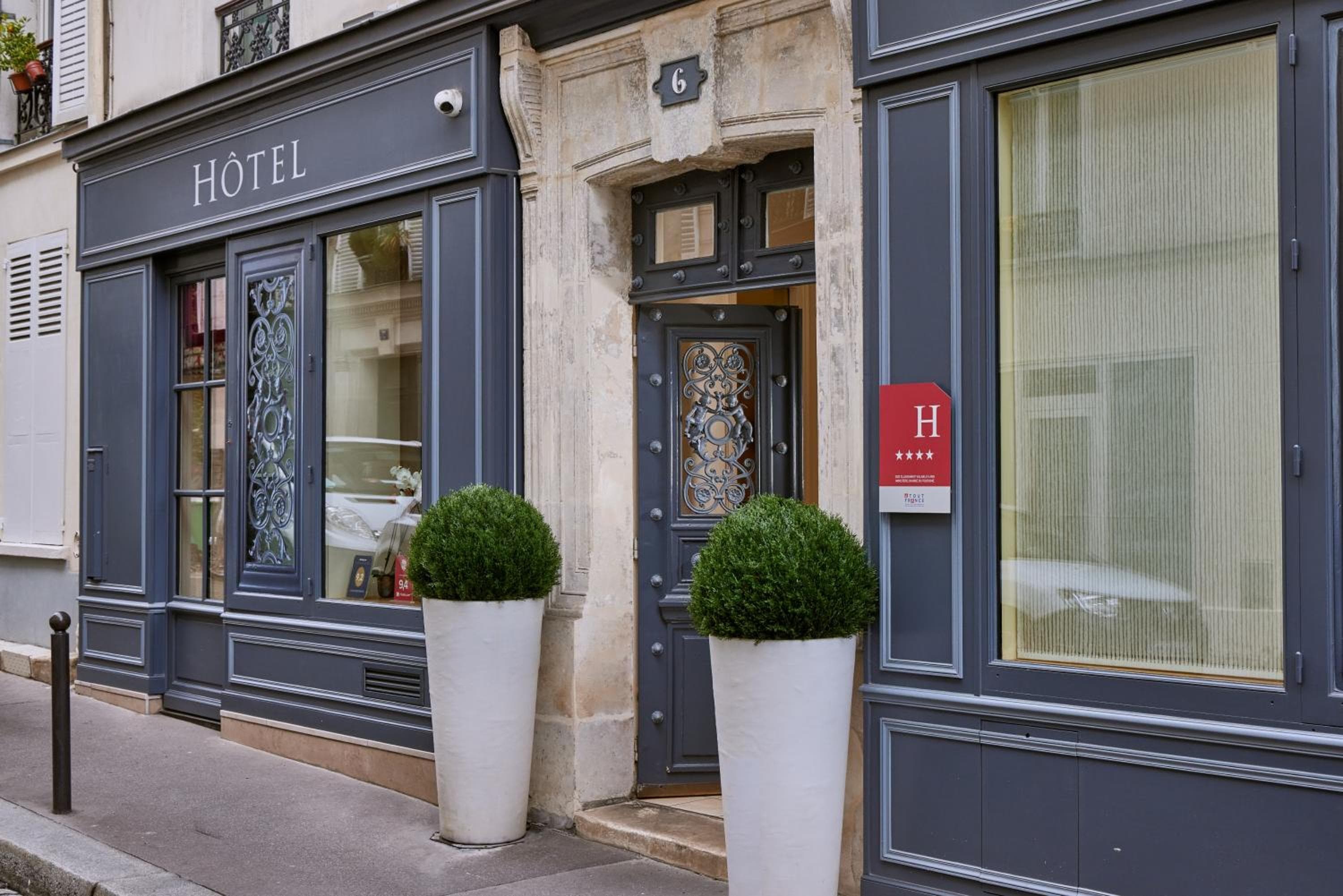 Das Relais Montmartre — 6