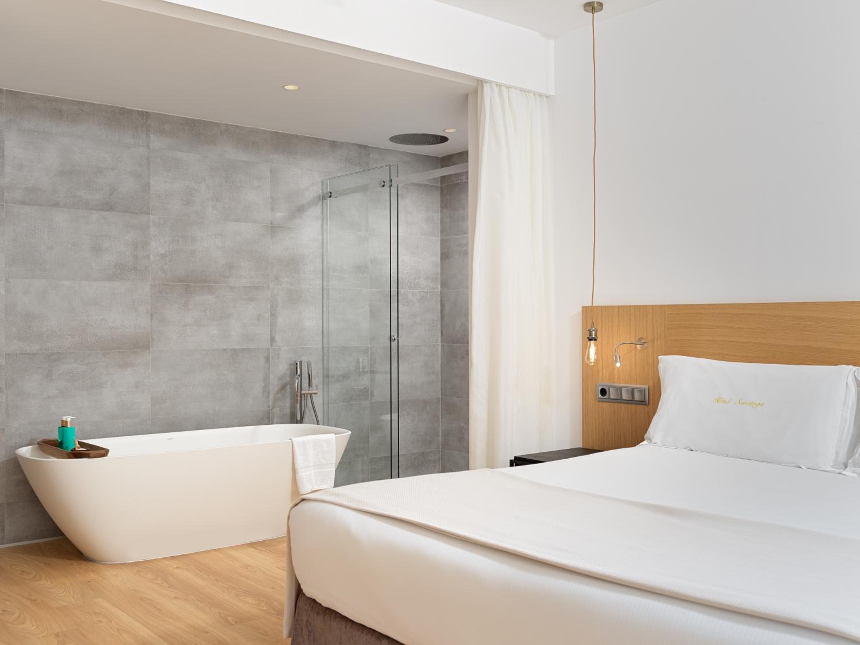 Hotel Saratoga — 7