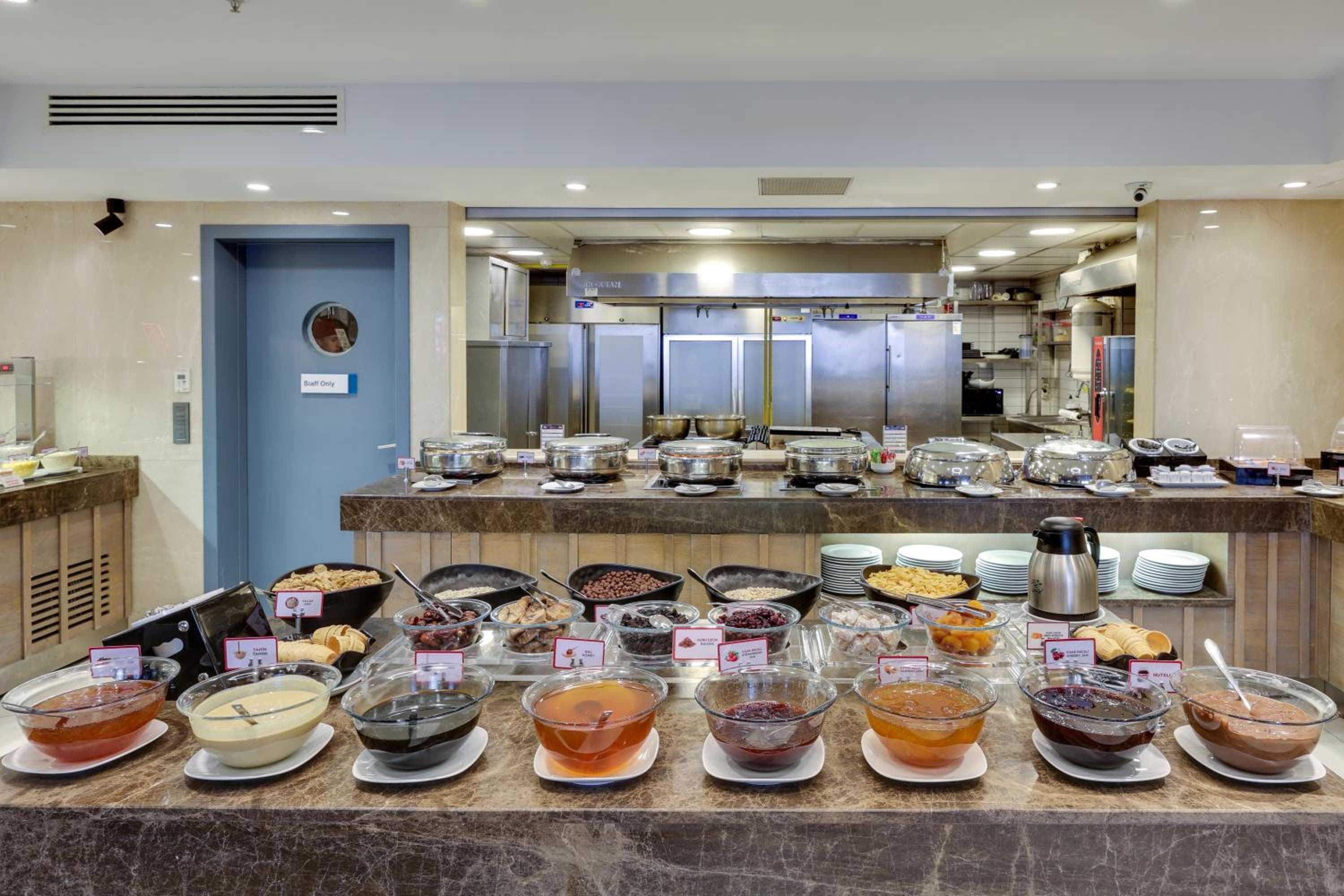 Ramada by Wyndham Istanbul Old City — 3
