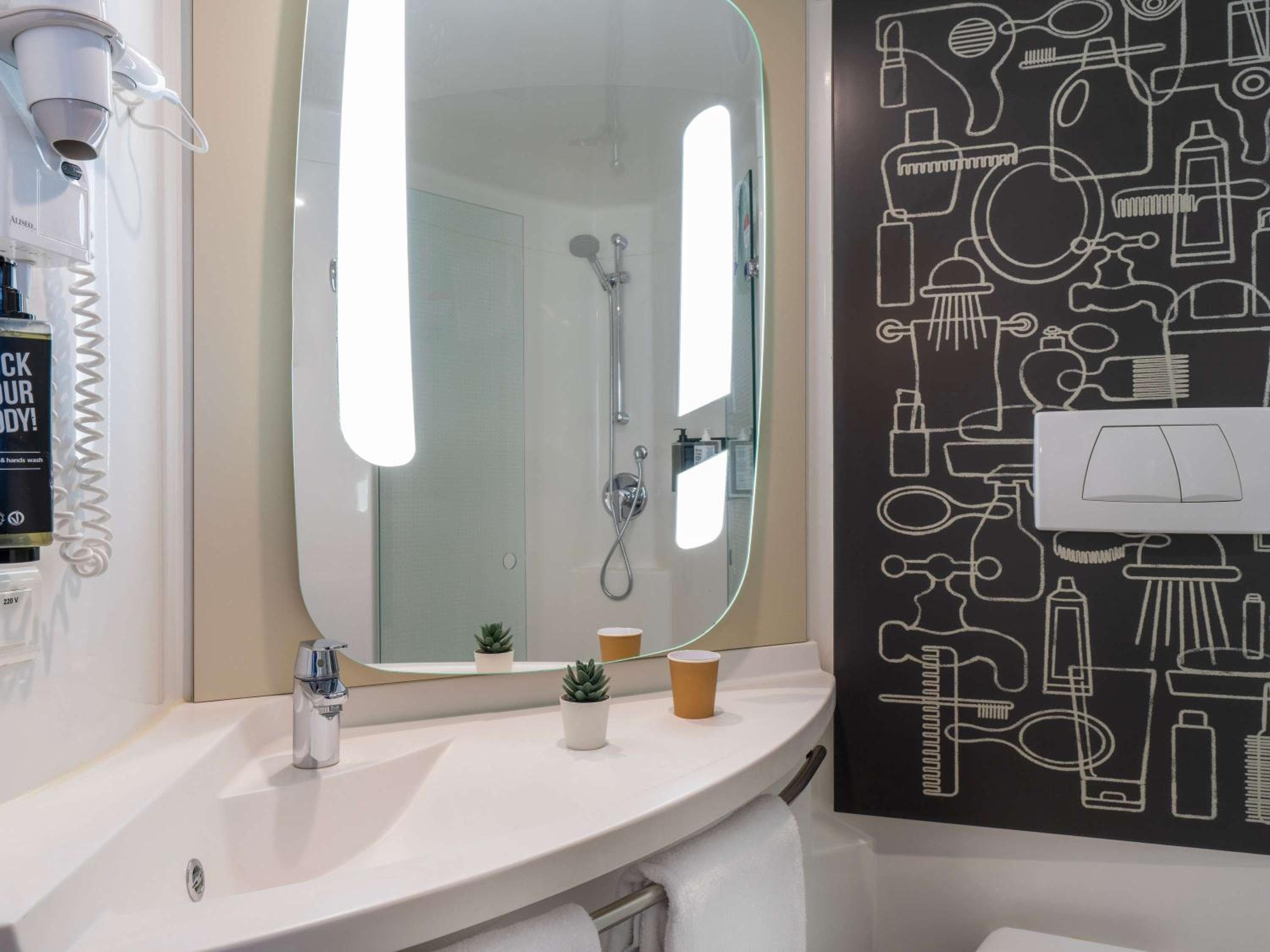 Ibis Barcelona Meridiana — 27