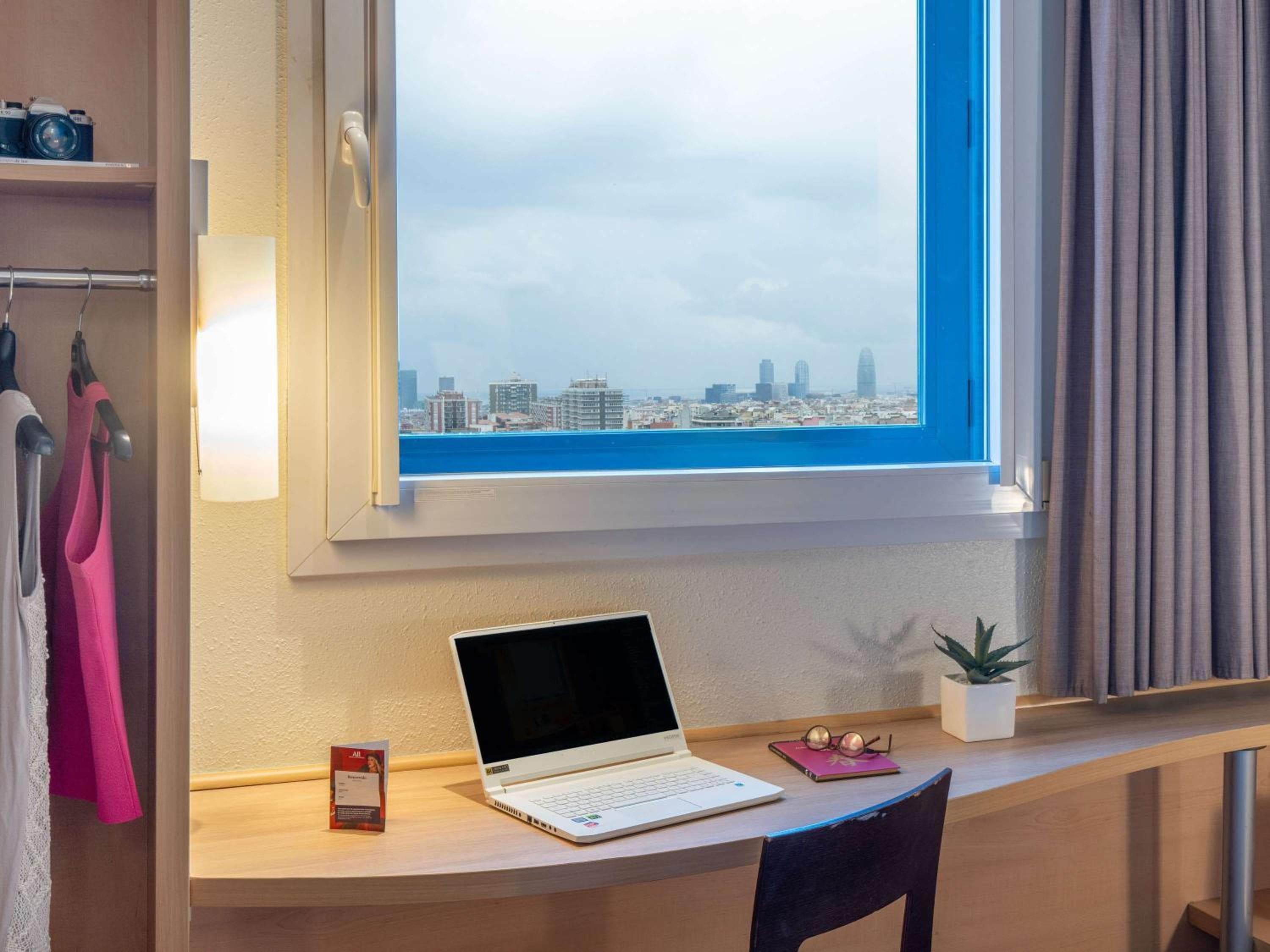 Ibis Barcelona Meridiana — 28
