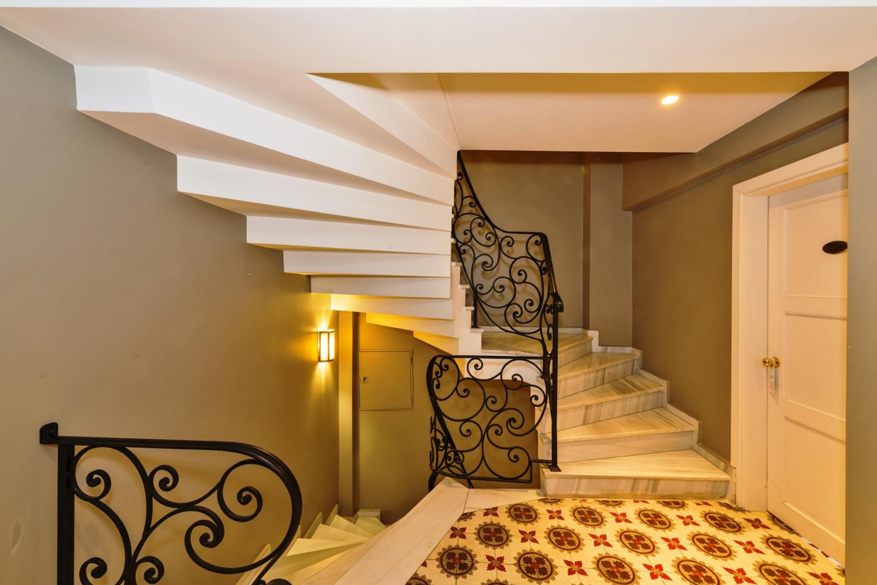 Agora Life Hotel - Classe speciale — 16