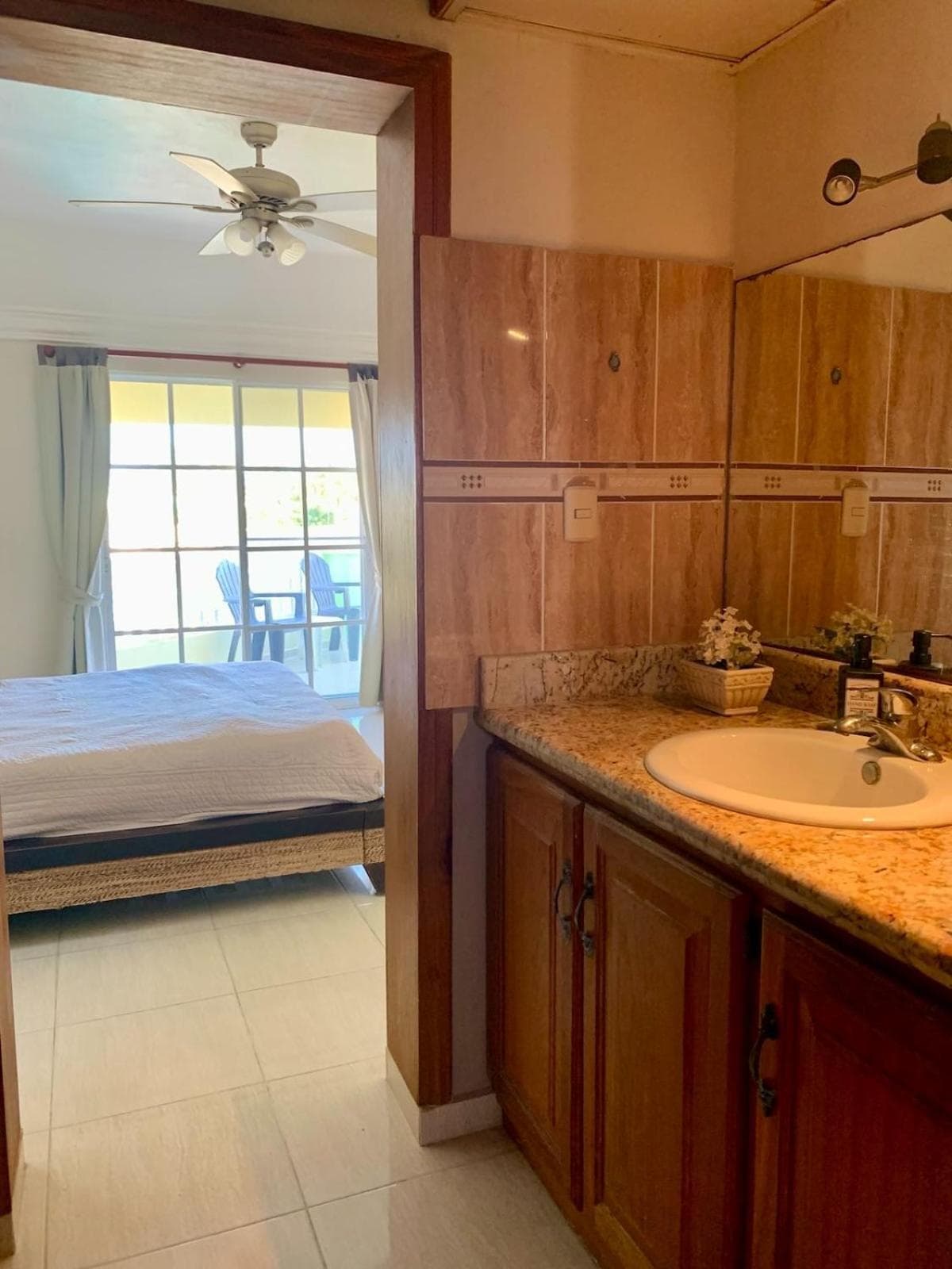 Palm Suites E-6-two-level apartment with a view of the pool — 6