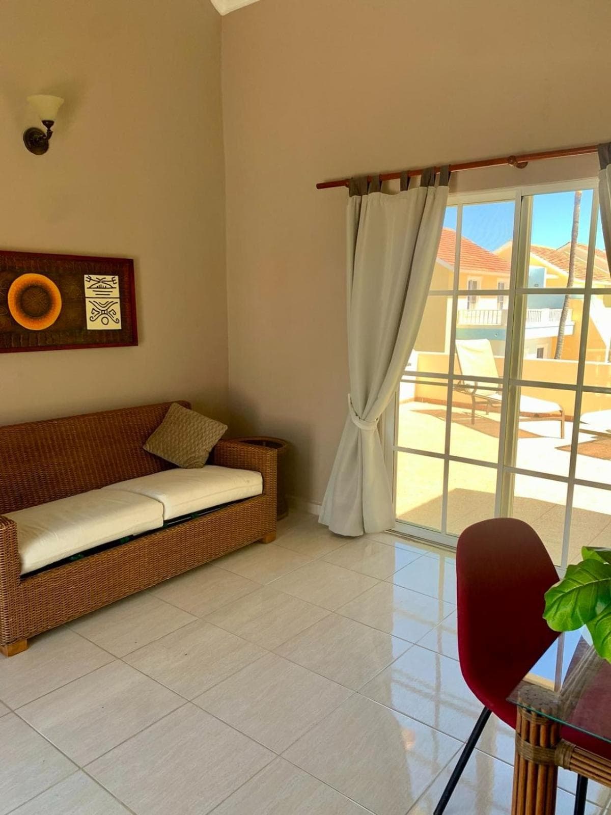 Palm Suites E-6-two-level apartment with a view of the pool — 12
