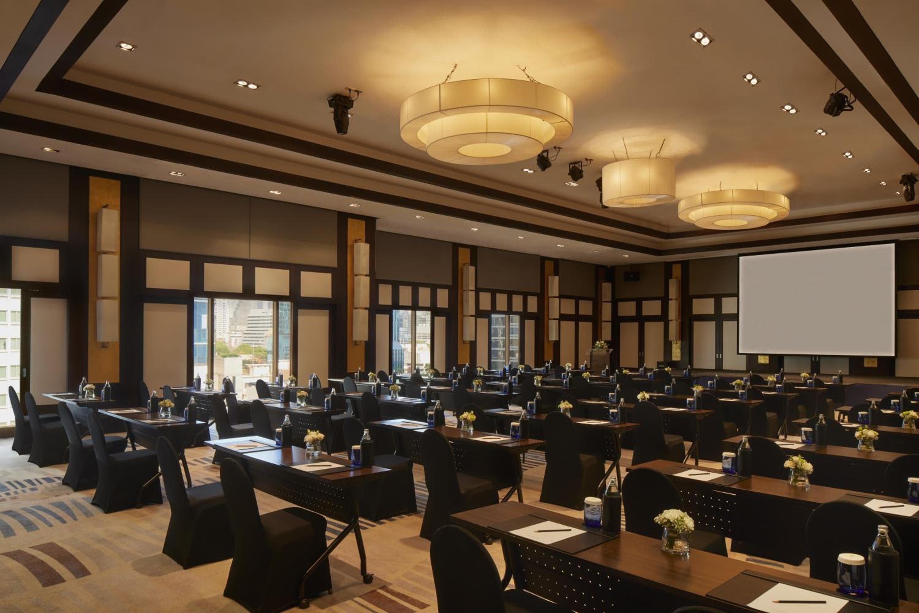 Banyan Tree Bangkok hotel, 21/100 South Sathon Road, Bangkok, Thailand — photo 55