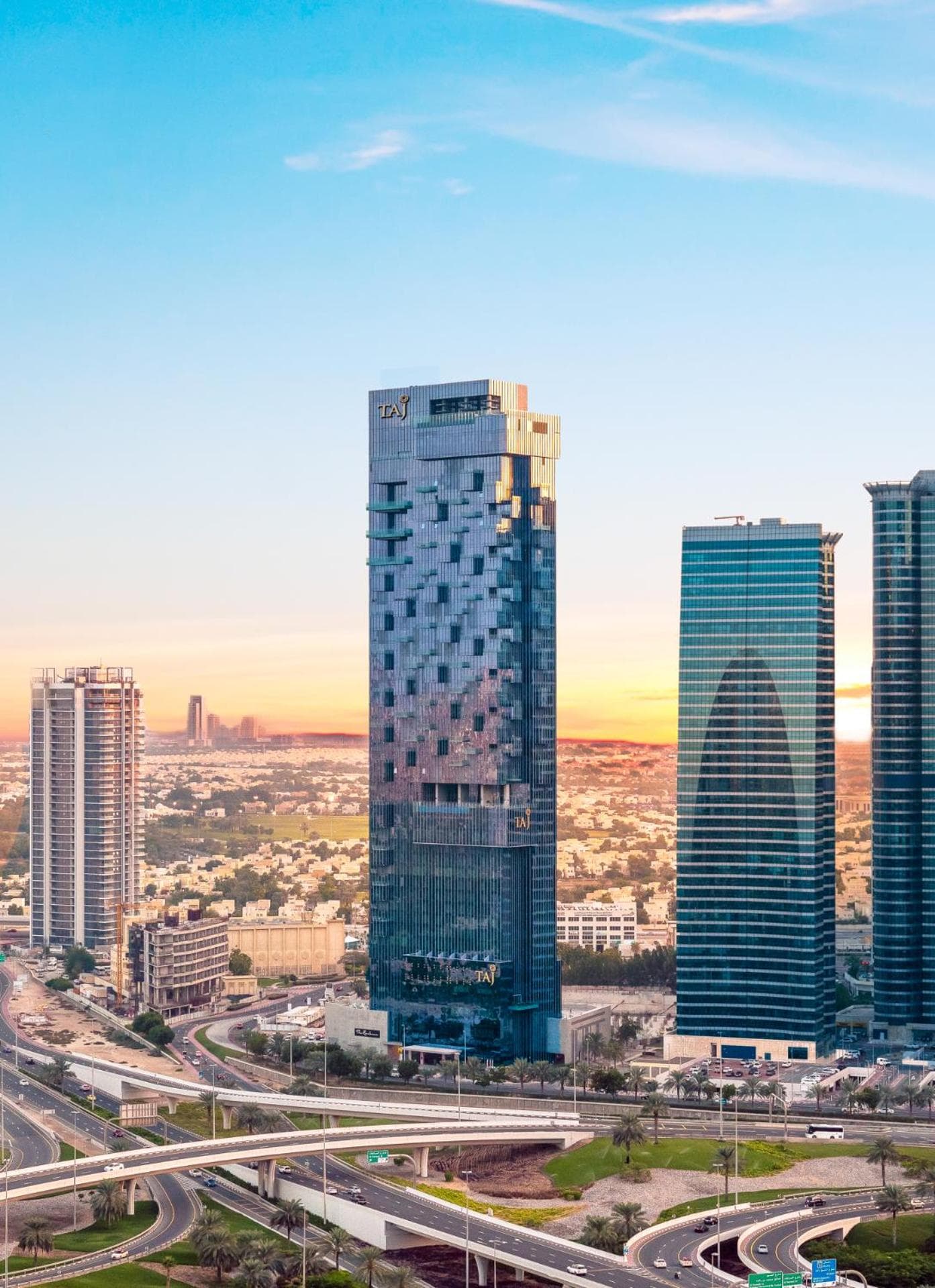Taj Jumeirah Lakes Towers — 7