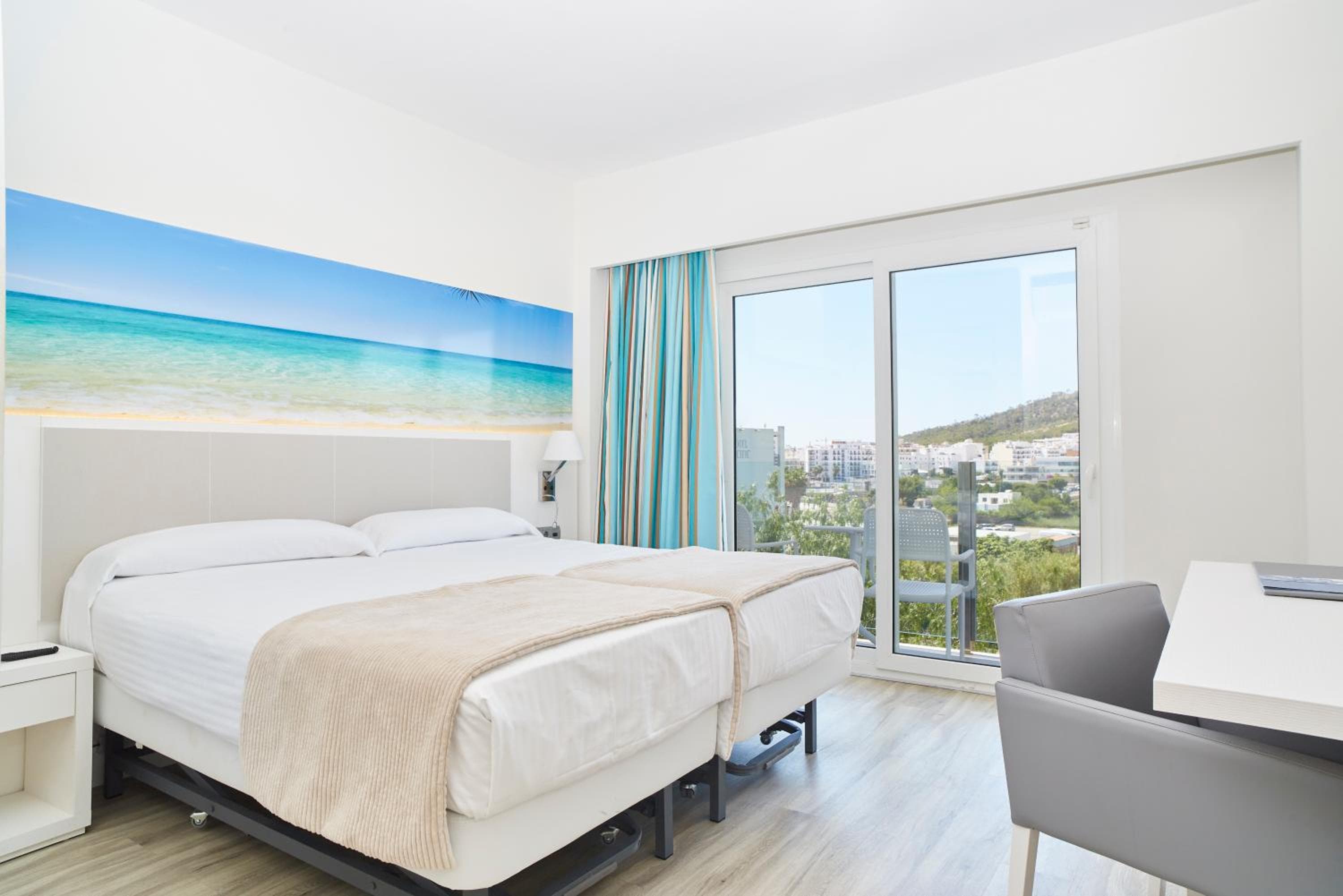 Invisa Hotel Es Pla - Adults Only — 4