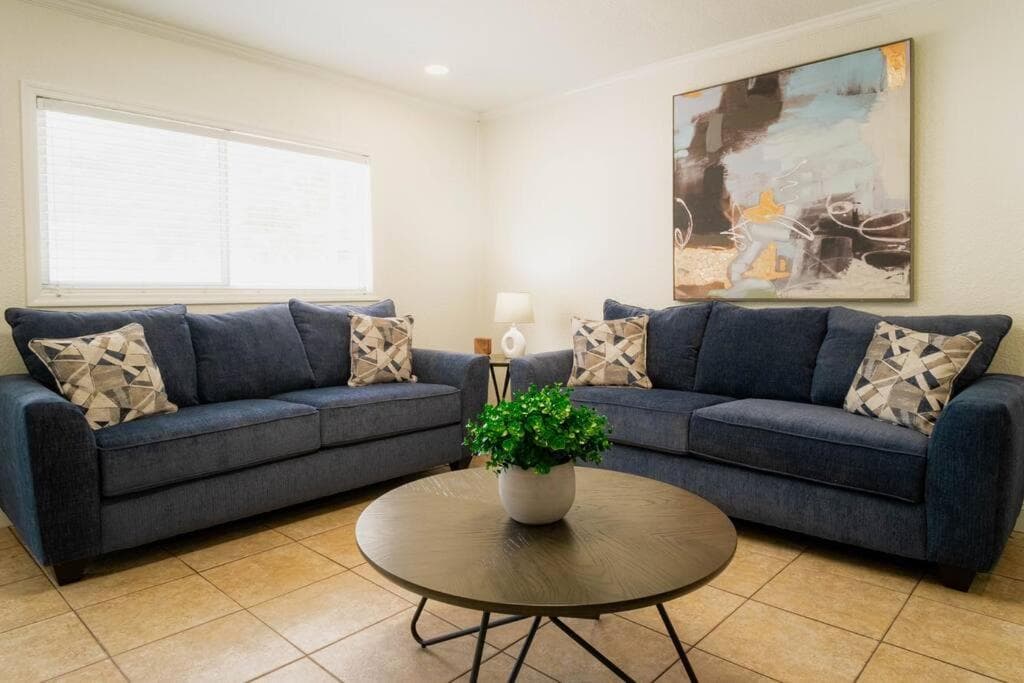 Comfy house walk to Stadium — 26