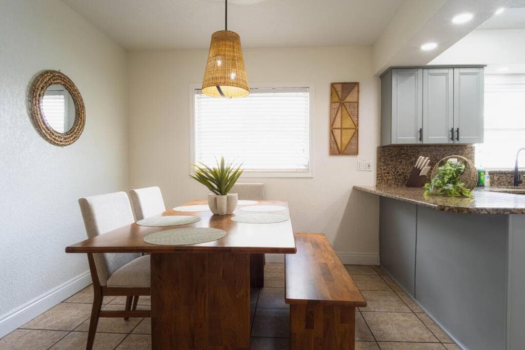 Comfy house walk to Stadium — 28