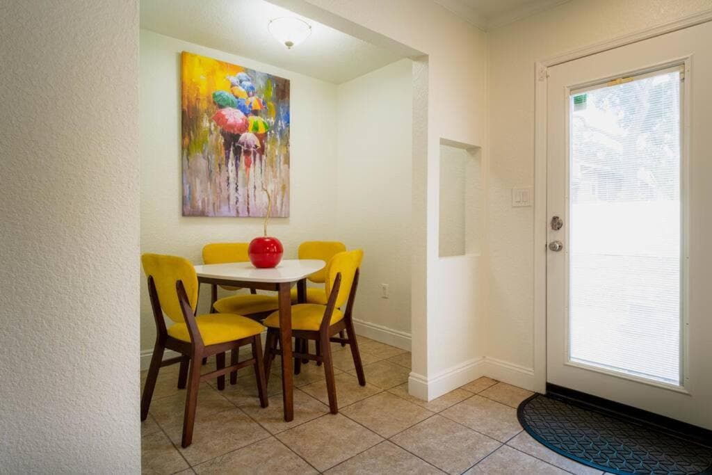 Comfy house walk to Stadium — 30