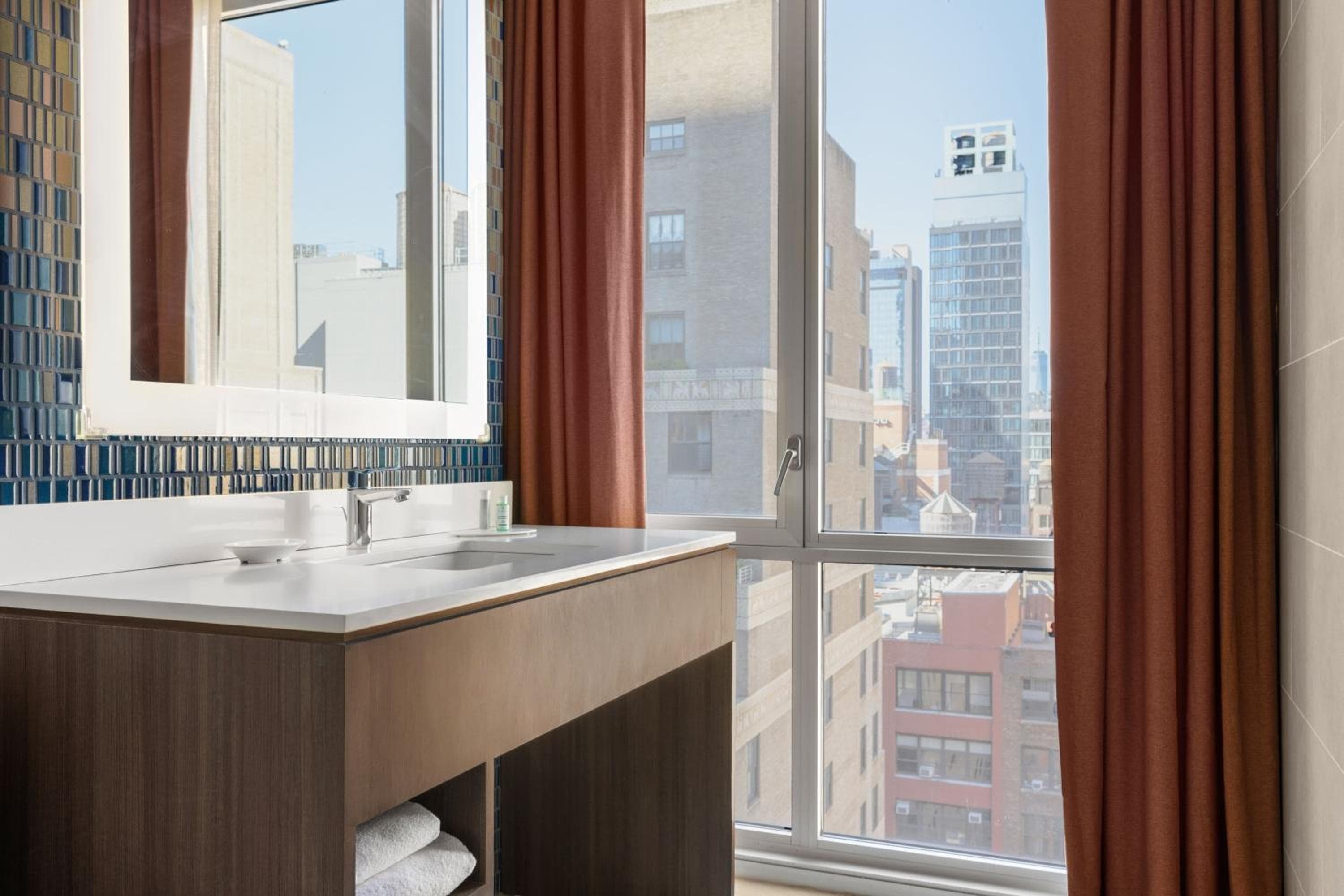 Courtyard by Marriott Nueva York Manhattan/Chelsea — 26