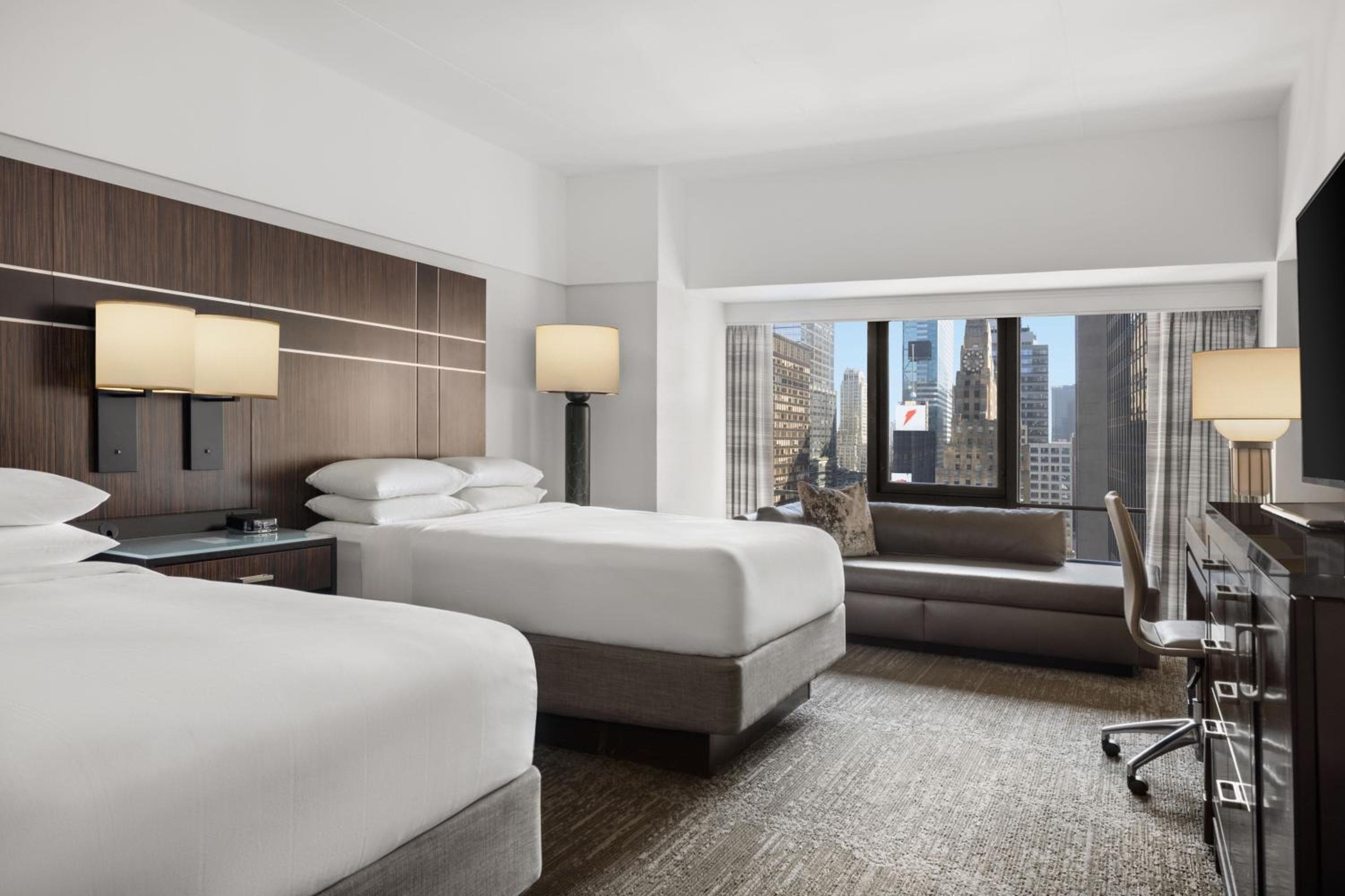 New York Marriott Marquis — 19