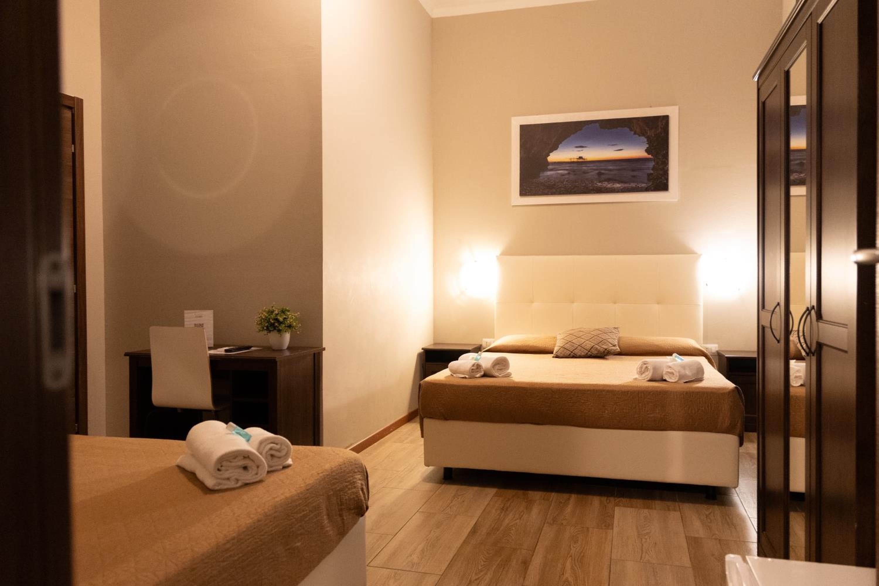 Golden Milano Hotel — 15