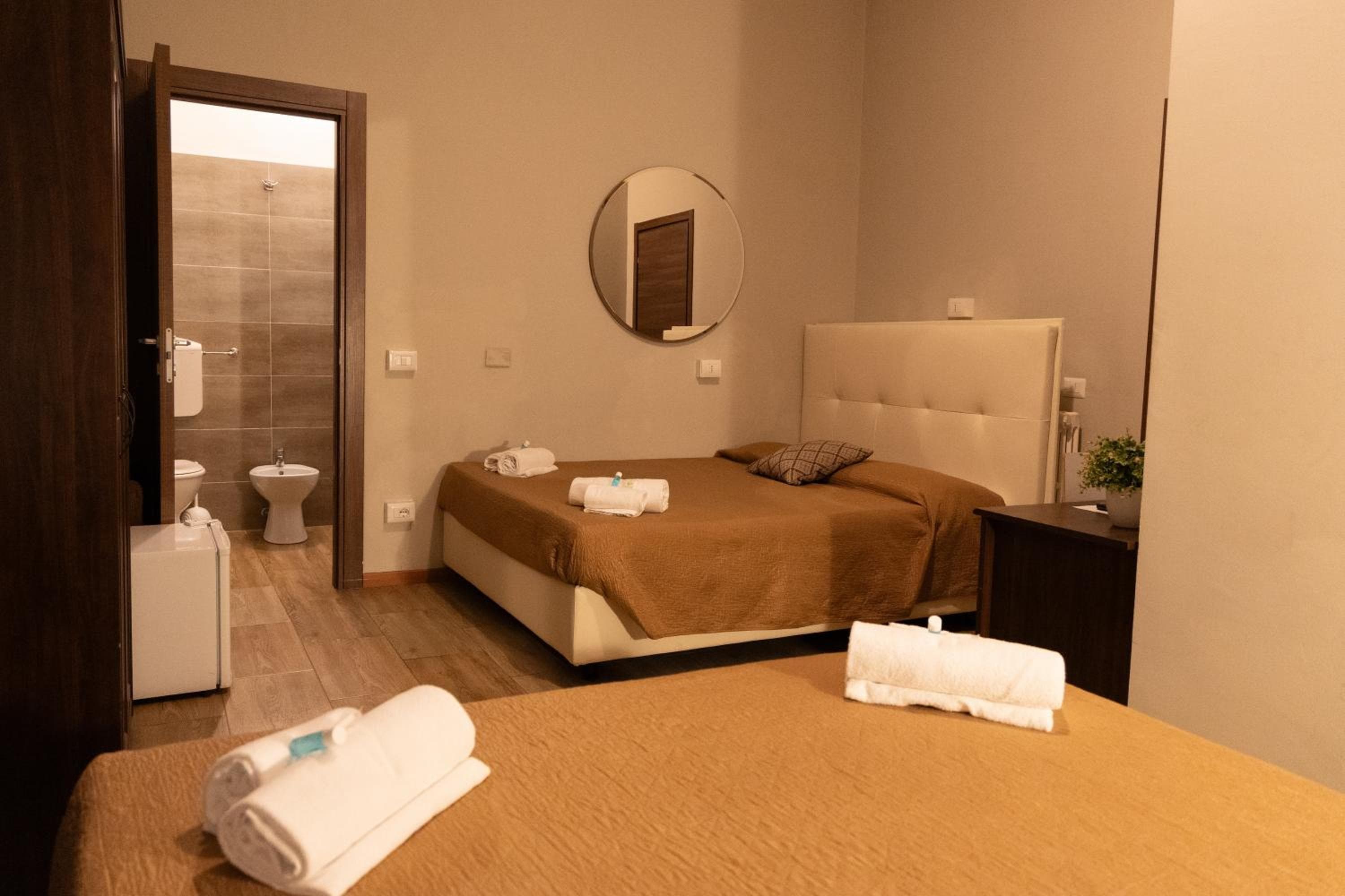 Golden Milano Hotel — 19