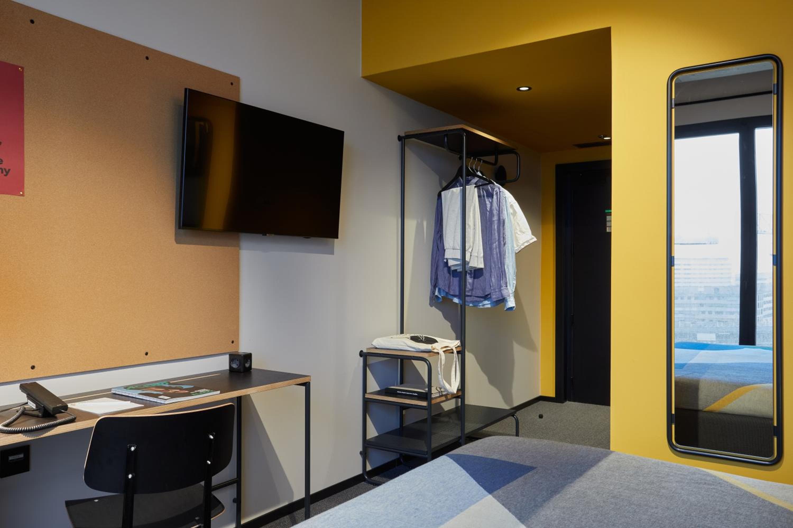 The Social Hub Barcelona Poblenou — 13