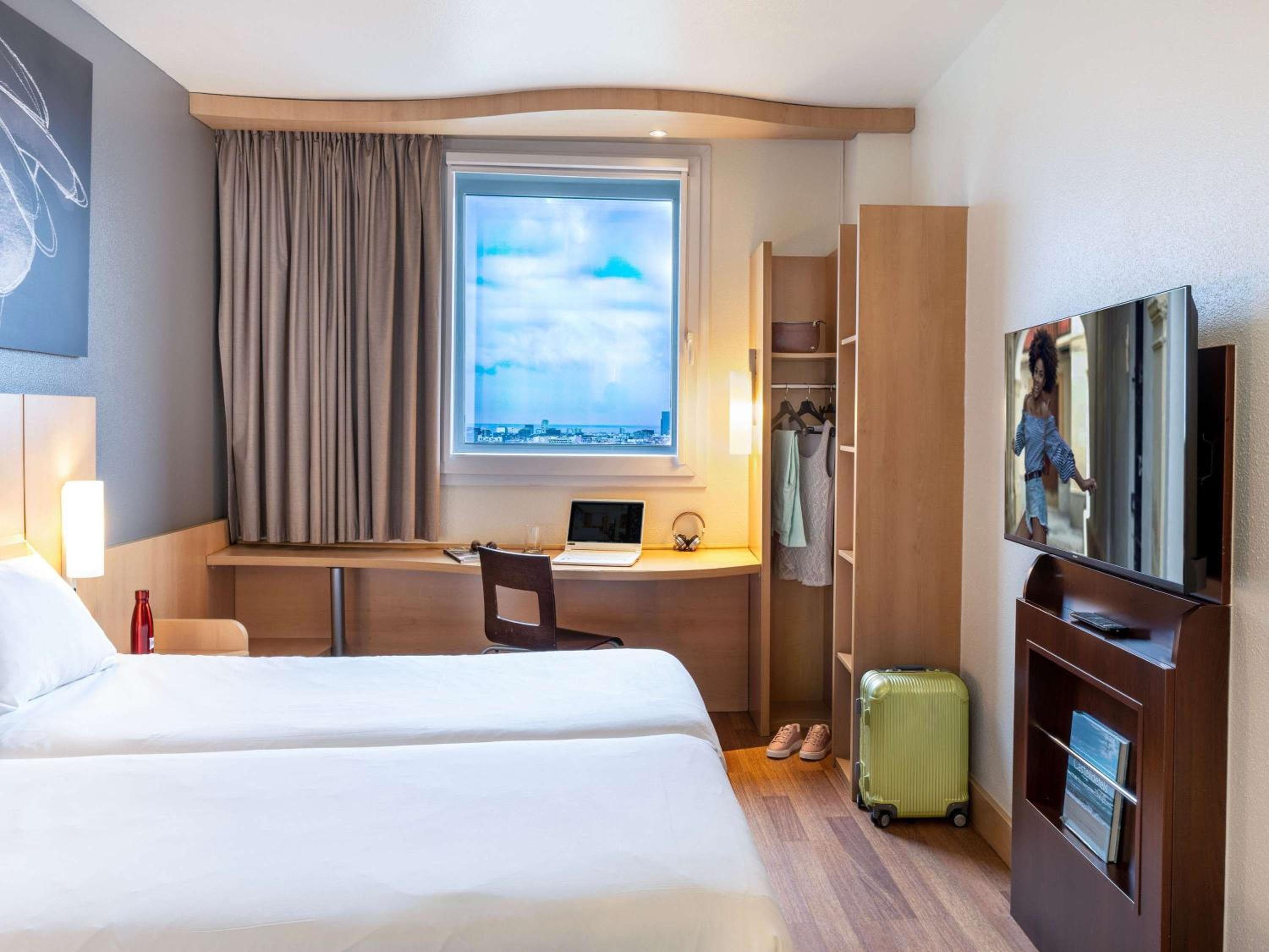 Ibis Barcelona Meridiana — 20