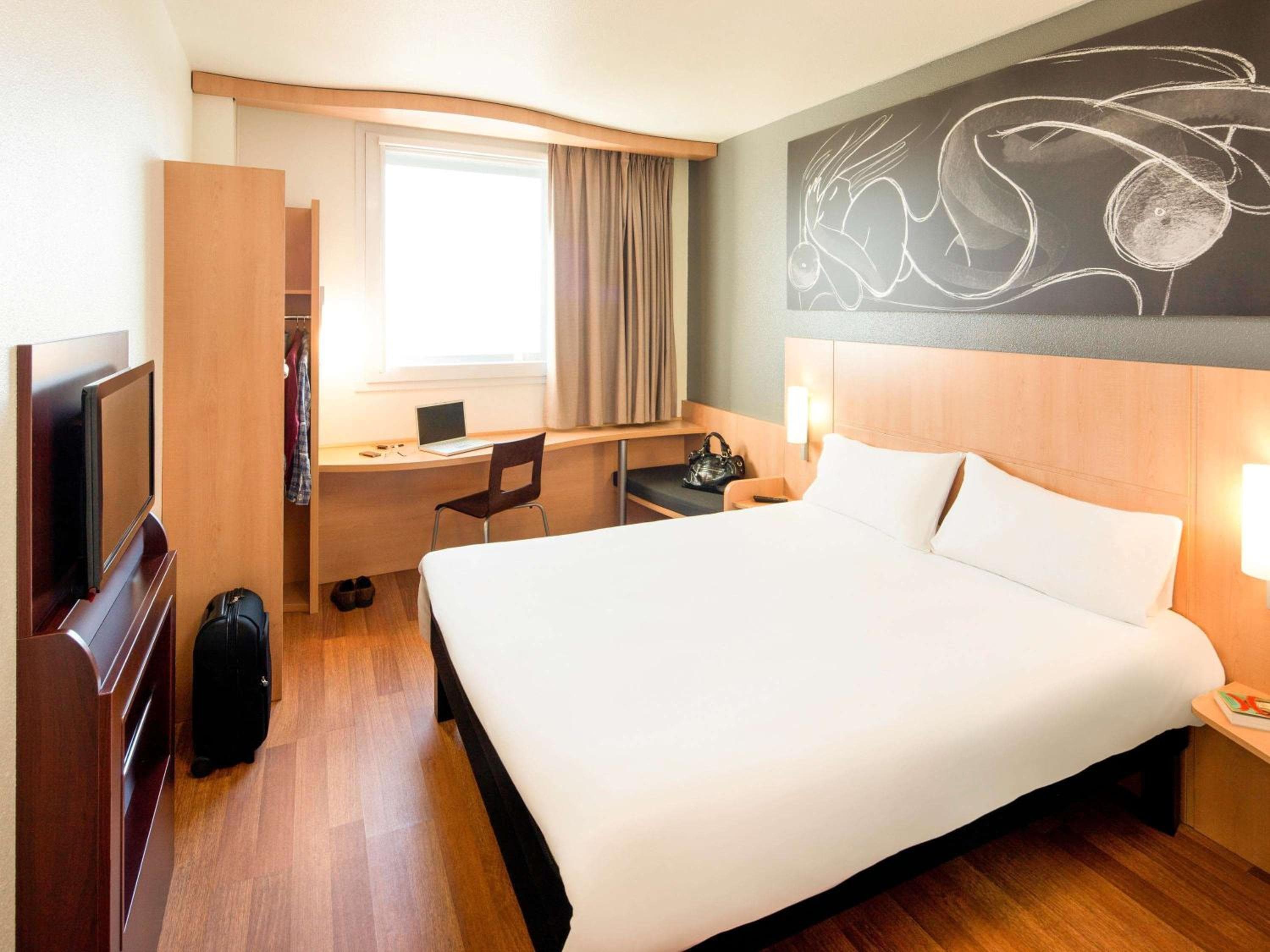 Ibis Barcelona Meridiana — 2