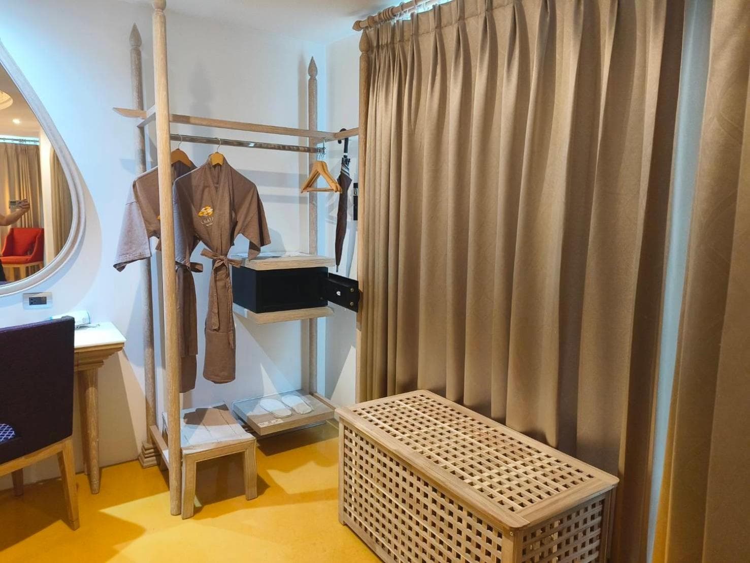 Anajak Bangkok Hotel - SHA Plus — 28
