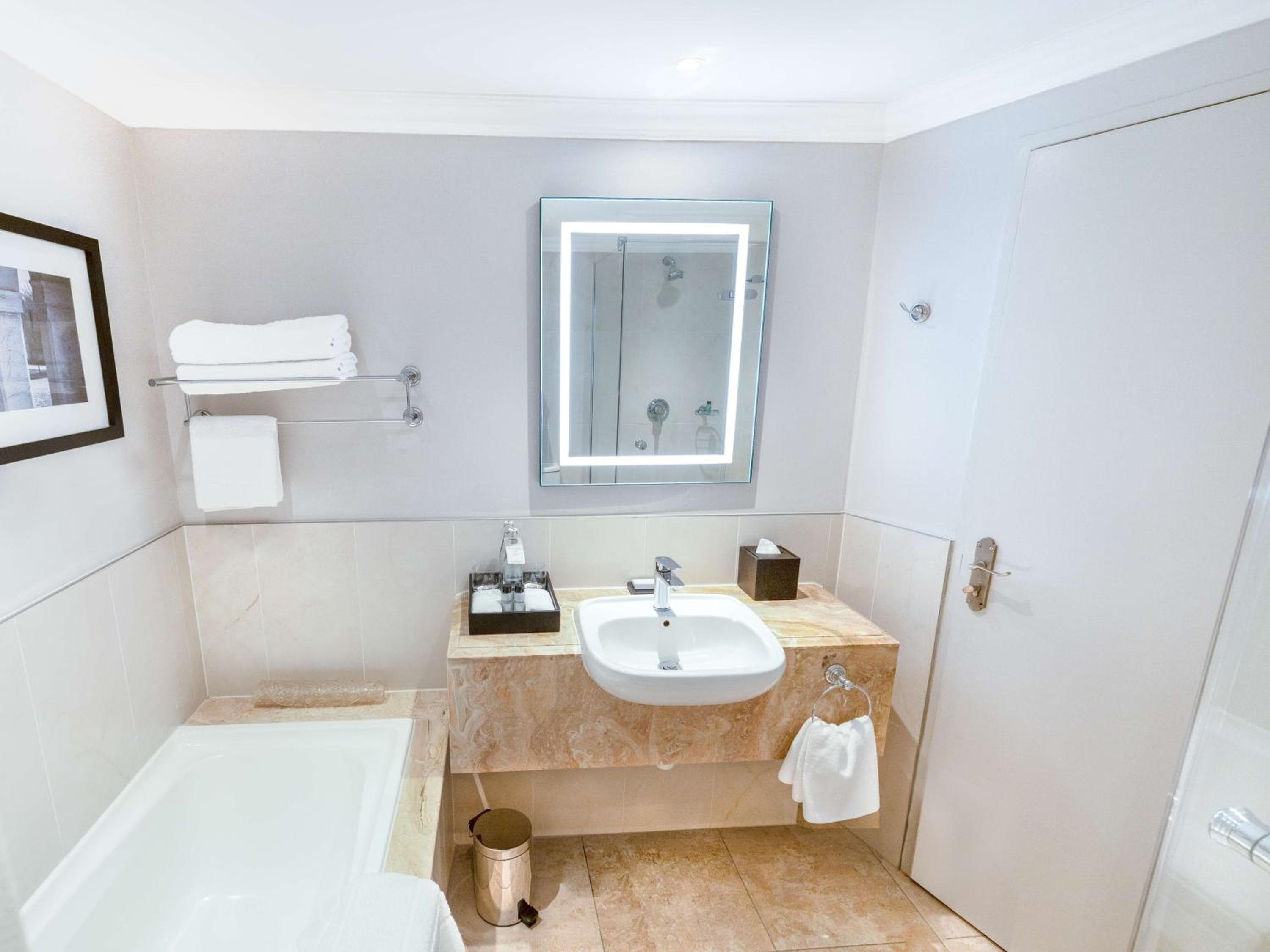 Southern Sun The Cullinan hotel, 1 Cullinan Street, Foreshore, Waterfont, Cape Town, South Africa — photo 58