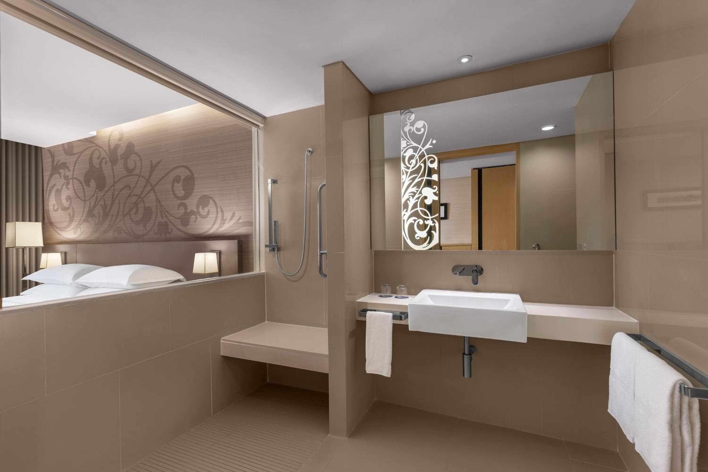Paradox Bangkok Sukhumvit — 17
